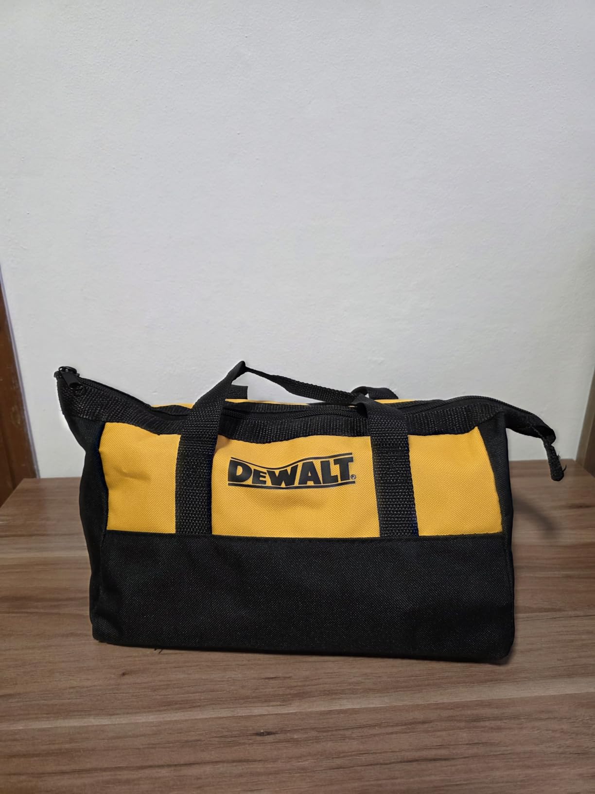DEWALT 20V MAX Cordless Drill and Impact Driver, Power Drill Brushless 2-Tool Power Tool Combo Kit, Includes 2 Batteries, Charger and Bag (DCK277D2) customer photo 2