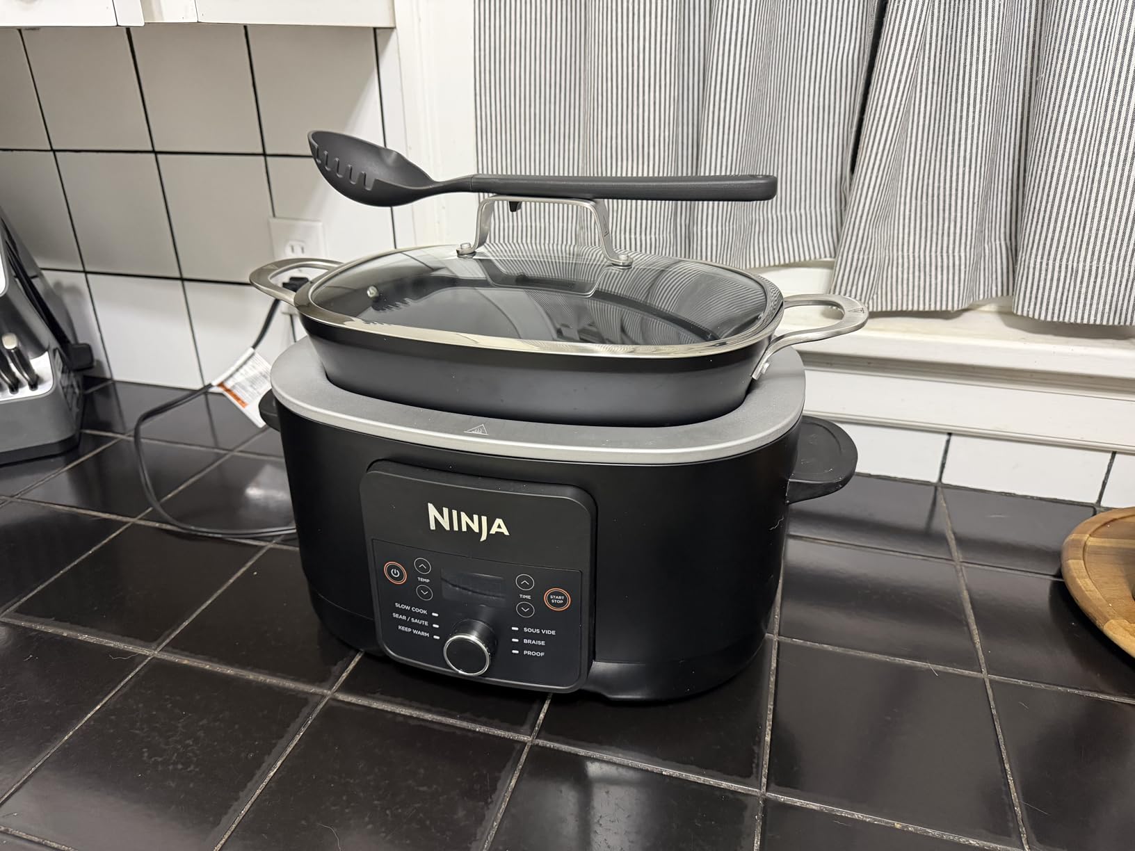 Ninja PossibleCooker PLUS 12-in-1, 8.5-qt, Black, MC1010 | 12-in-1 replaces 12 appliances, Sous Vide & Proof, glass lid, nonstick oven-safe pot to 500°F, cooker-to-oven-to-table customer photo 2