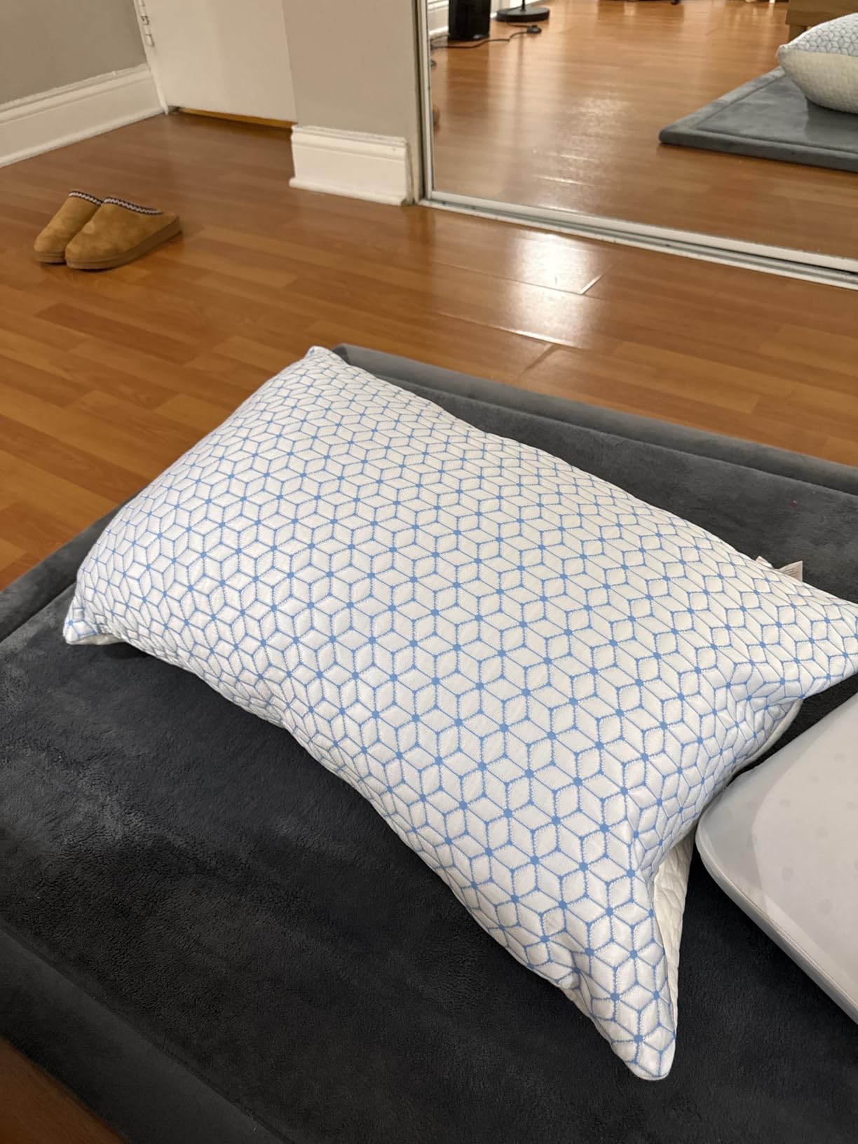 Love Attitude Pillows Queen Size Set of 2, Shredded Memory Foam Pillows | Firm and Cooling Queen Pillows 2 pack, Firmness Adjustable for Side Back Stomach Sleepers customer photo 2