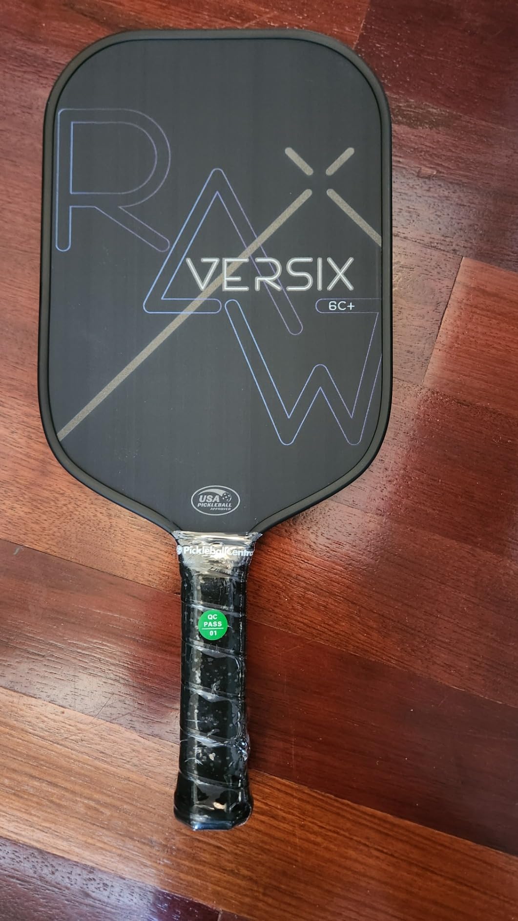 VERSIX RAW Carbon Fiber Pickleball Paddles, 15mm | Elongated shape and 5.75 in octagonal handle support two-handed backhands, added reach and durable spin customer photo 1