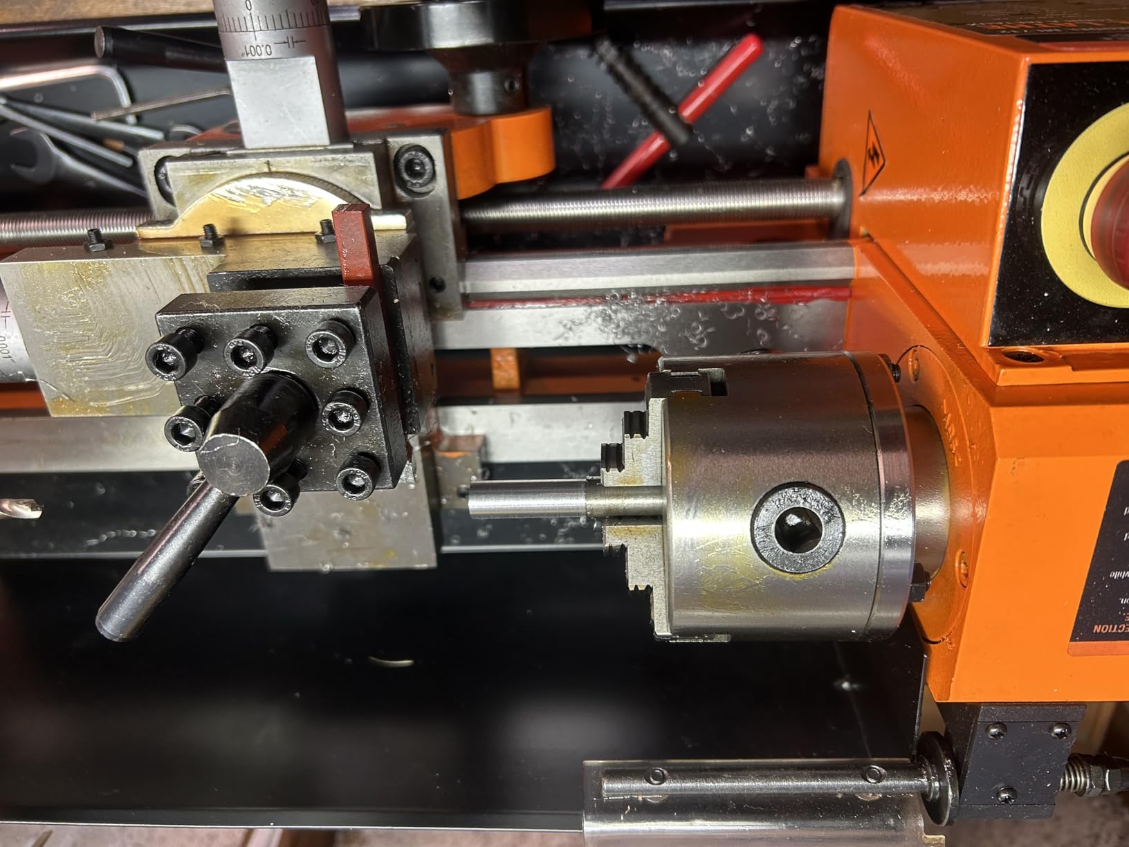 WEN 7-by 12-Inch Benchtop Metal Lathe, Variable Speed, Two Direction (ML712) customer photo 1