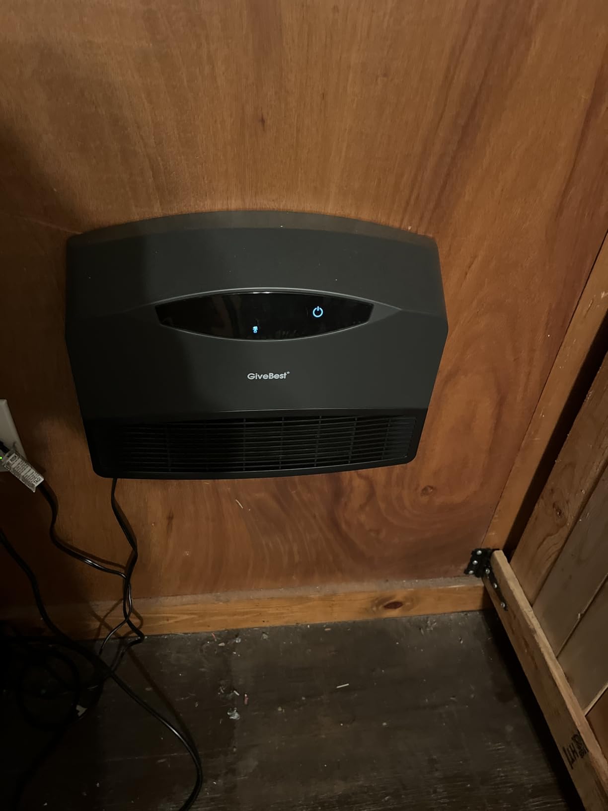 GiveBest 1500W Electric Wall Heater with WiFi & Remote Control | Wall-Mounted, Large Room Coverage, 3 Heating Modes, Works with Alexa customer photo 2