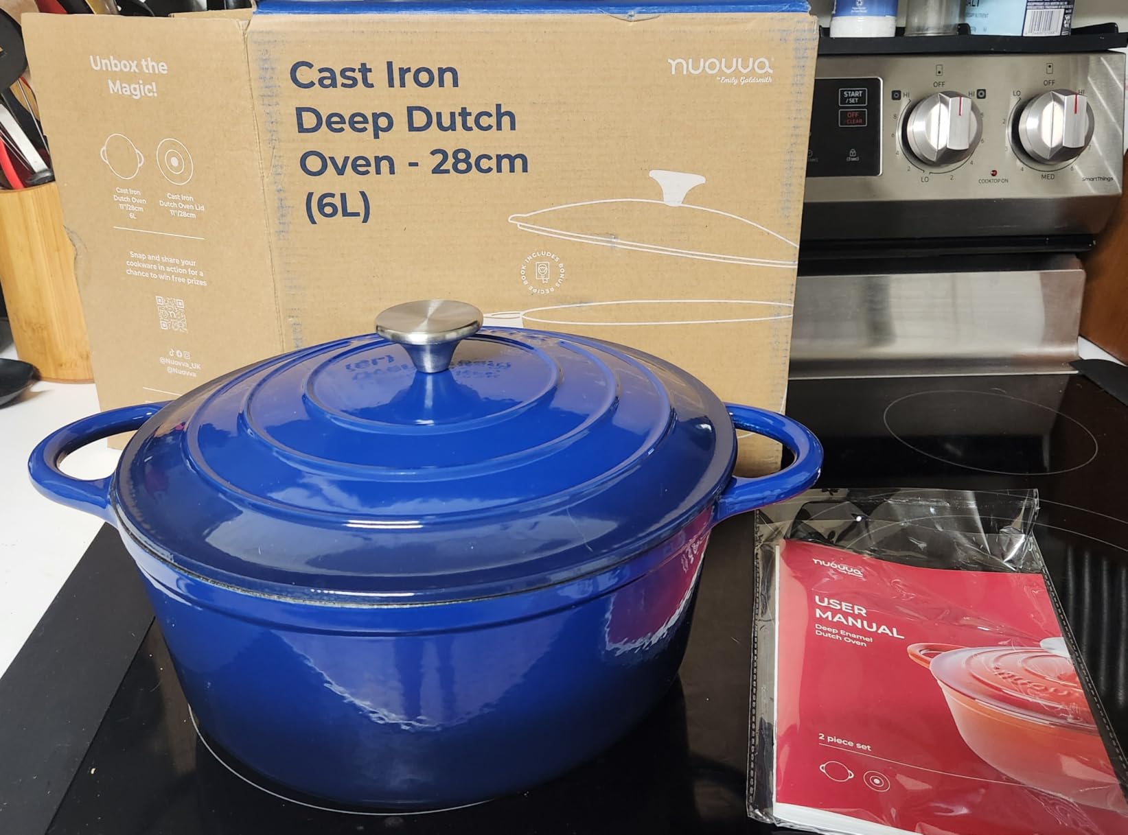 Nuovva Enamelled Cast Iron Dutch Oven Pot with Lid - 6.4 Quart Non Stick Casserole Pot - Heavy Duty & Oven Safe up to 500° F for Bread Baking, Braising, Stews, Roasting - 28cm Dark Blue customer photo 1
