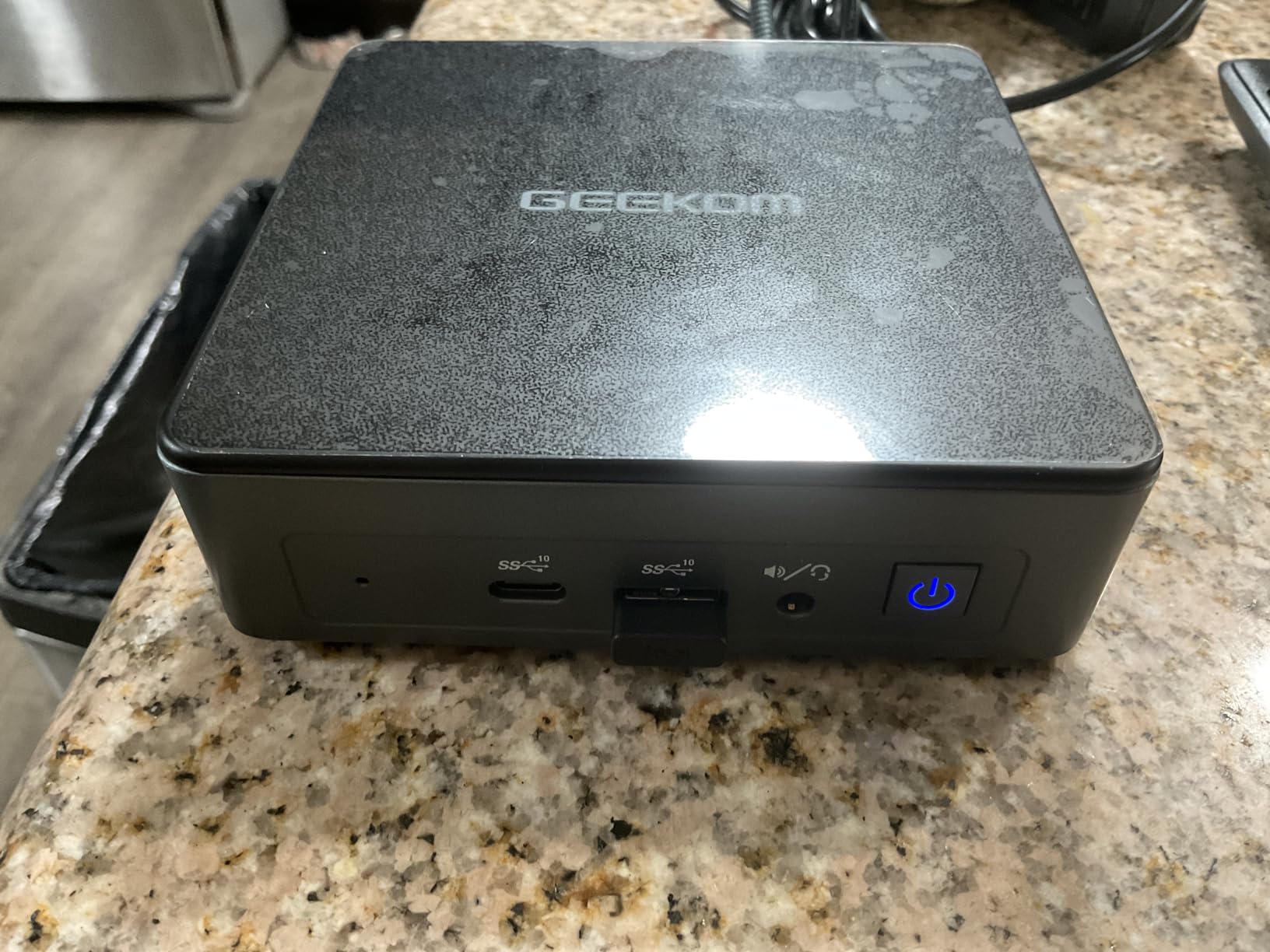 GEEKOM Air12 Mini PC, Intel 7505, 8GB Dual-Slot Upgradeable RAM, 256GB SSD | Business & WFH, Triple 4K Display, 8K Output, WiFi 6, SD Card Slot, 3-Year Warranty, Slim Design Desktop Computer customer photo 2