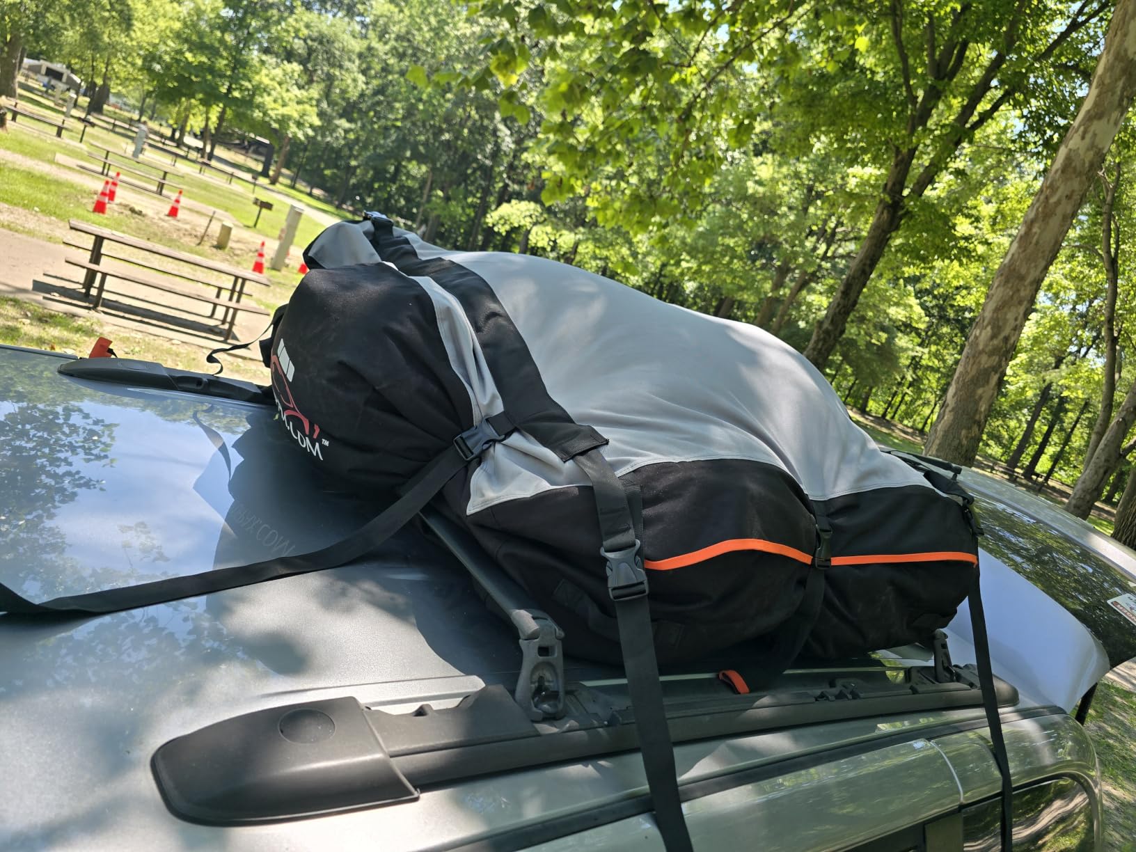 RoofPax XXL 28 cuft Car Rooftop Cargo Carrier Bag Extra Waterproof Car Roof Storage with 10 Heavy Duty Tie Down Straps and 4 Hooks Roof Bag Cargo Carrier for Top of Vehicle with/Without Rack customer photo 1