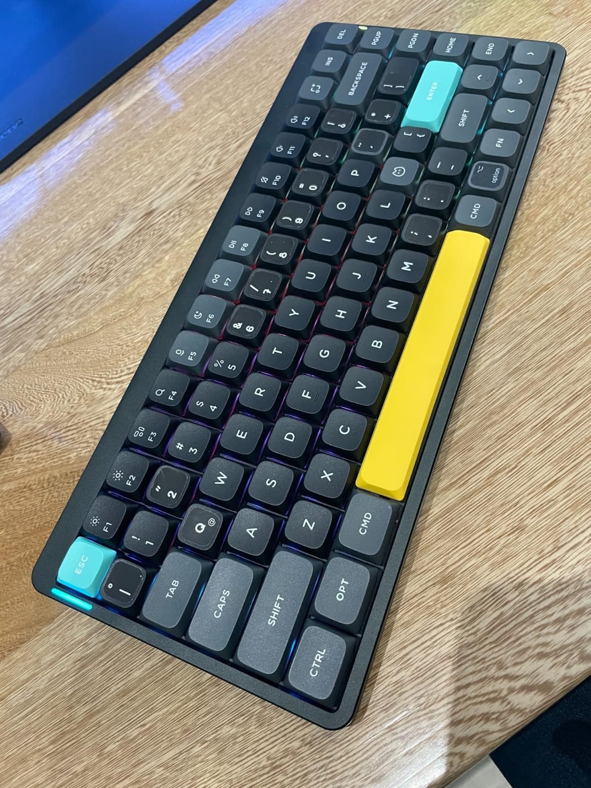 NuPhy Air75 V2 Portable 75% Low Profile Wireless Mechanical Keyboard, Bluetooth/2.4G/USB-C RGB, Gateron Cowberry Switch customer photo 2