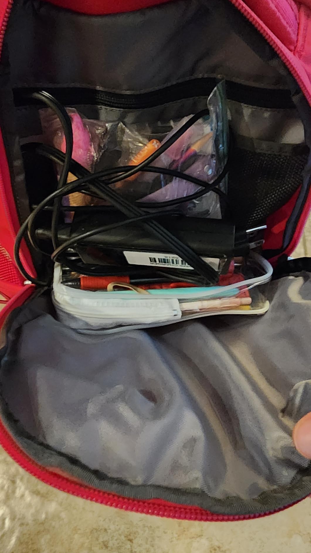 The North Face Women's Jester Everyday Backpack, Commuter Travel Bag, Laptop Sleeve, Water-Repellent customer photo 2