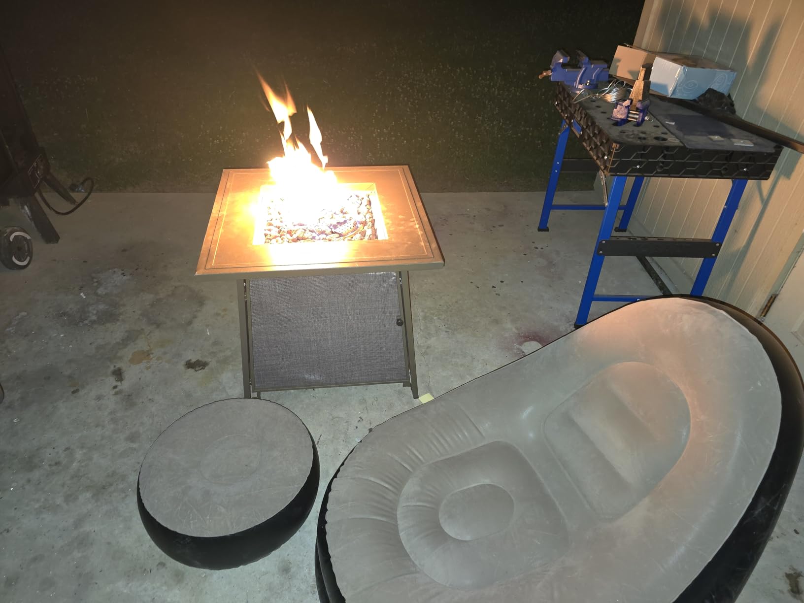 BALI OUTDOORS 50000 BTU Propane Fire Pit Outdoor Fire Pit Table Square | 28 Inch Propane Fire Pit with Lava Rock for Patio, Garden and Backyard customer photo 2