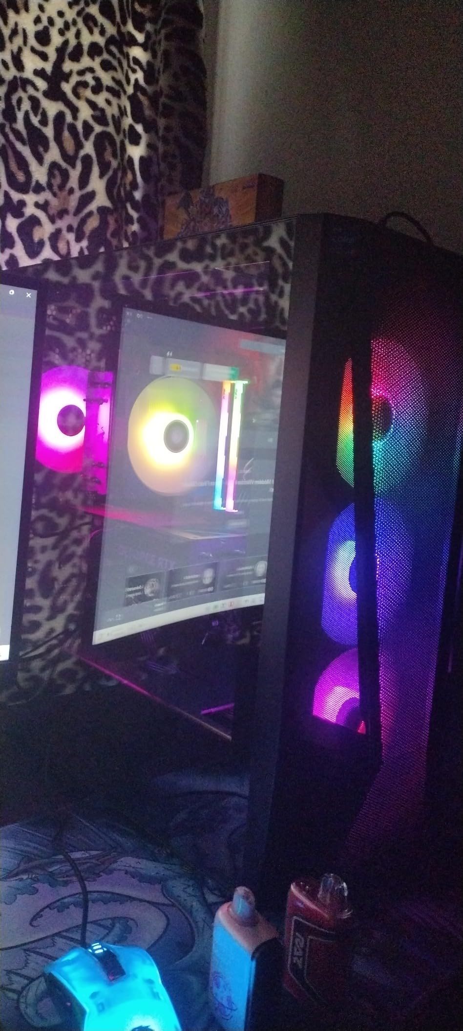 iBUYPOWER TraceMesh Gaming PC Computer Desktop TMI7N46T01 (Intel Core i7 14700F, NVIDIA GeForce RTX 4060 Ti 8GB, 32GB DDR5 5600 RGB (16x2), 1 TB NVMe SSD, WiFi Ready, Windows 11 Home) customer photo 2