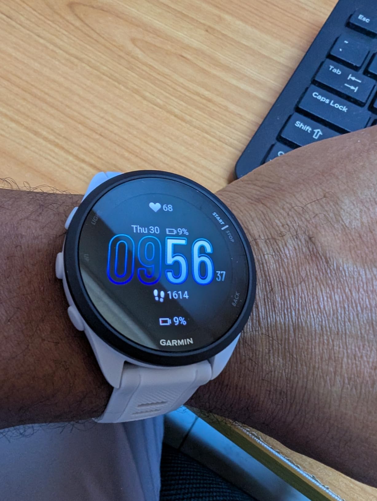Garmin Forerunner 165, Running Smartwatch, 43mm, Whitestone | Essential Training & Recovery Features, Built-In GPS for Distance, Pace & Speed, Garmin Coach, Daily Suggested Workouts customer photo 2