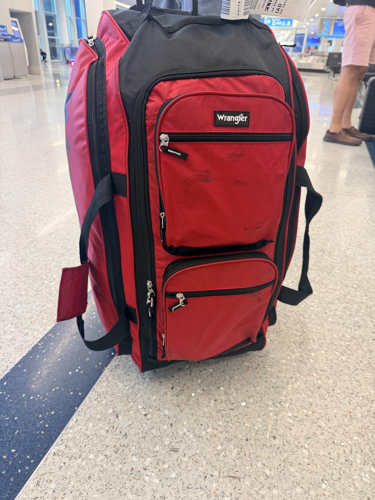 Wrangler Wesley Rolling Duffel Bag customer photo 2