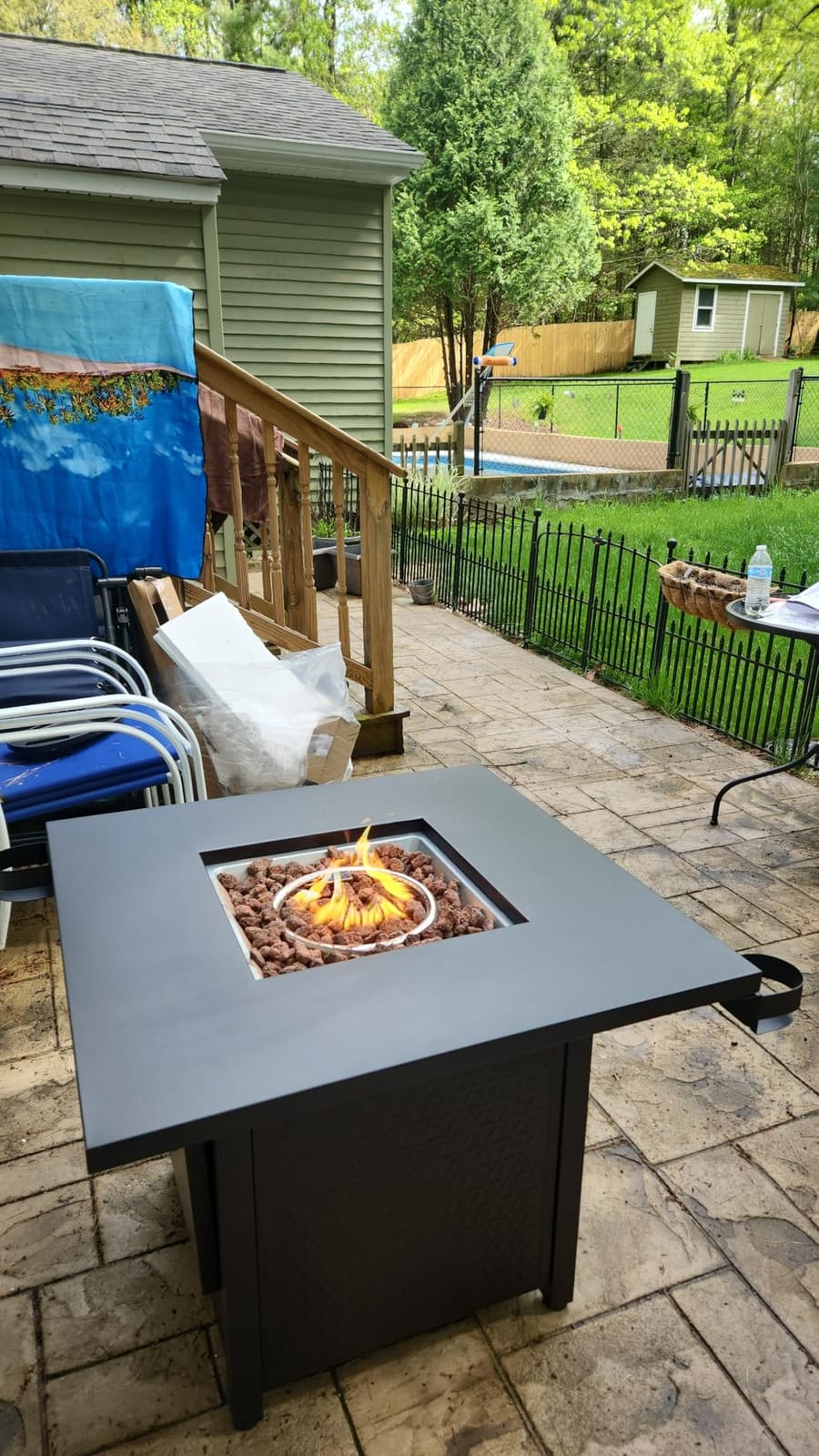 Ciays Propane Fire Pits 32 Inch Outdoor Gas Fire Pit, 50,000 BTU Steel Fire Table with Lid and Lava Rock, Add Warmth and Ambiance to Gatherings and Parties On Patio Deck Garden Backyard, Black customer photo 1