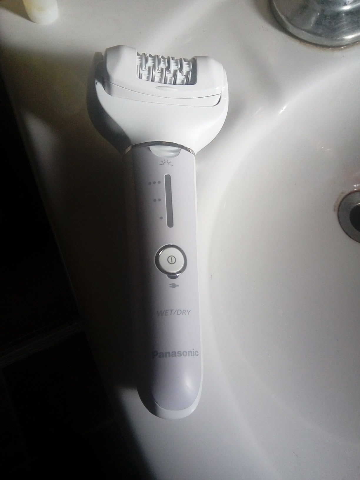 Panasonic Epilator with Gentle Cap, Electric Hair Removal Tool for Home, 3 Speed Settings, Wet Dry, Washable - ES-EY30 customer photo 2