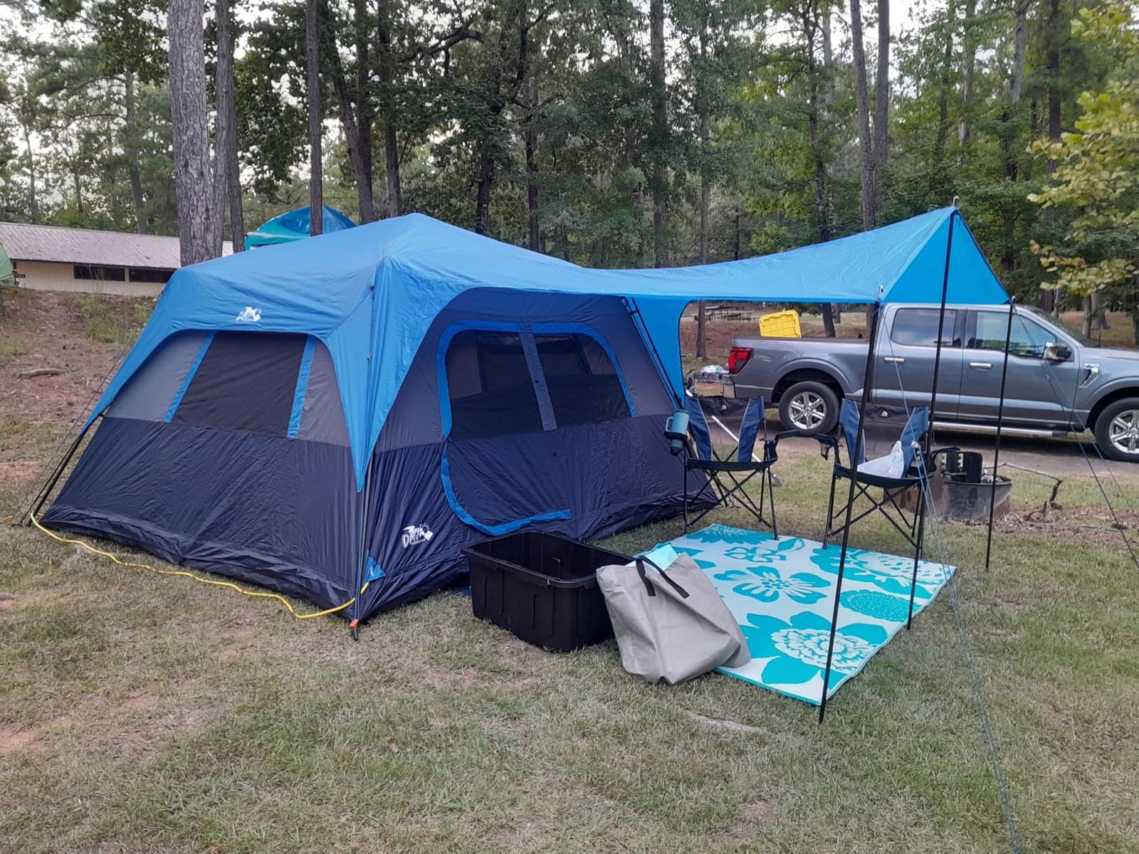 DMH OUTDOORS 8 Person Instant Tents for Camping with Porch Easy Setup 60s | Large Windproof Camping Tent with Rainfly & 5 Mesh Windows, Portable Family Cabin Tent with Carry Bag for Camping & Hiking customer photo 1
