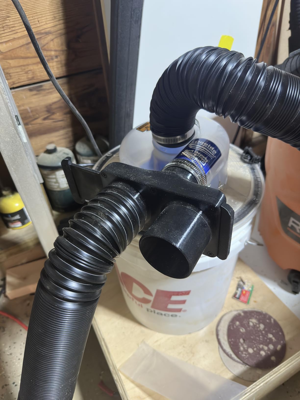 Dust Deputy Low-Pro Plus Cyclone Dust Separator - Engineered High Flow Wet/Dry Vacuum Kit - Fits Standard 5 Gallon Buckets - 2.5