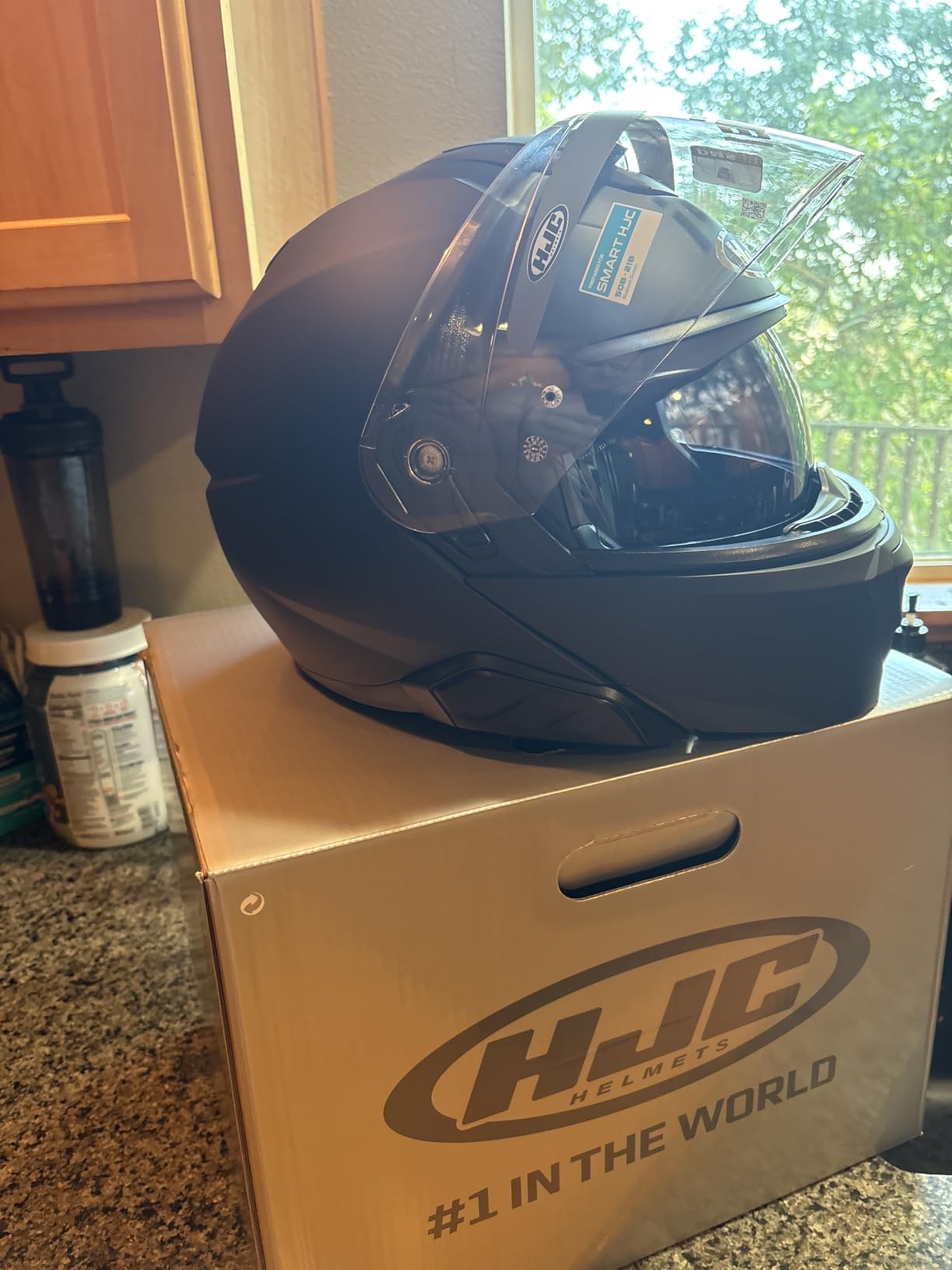 HJC i91 Solid Modular Motorcycle Helmet with HJ-33 Pinlock Shield, DOT Approved customer photo 1