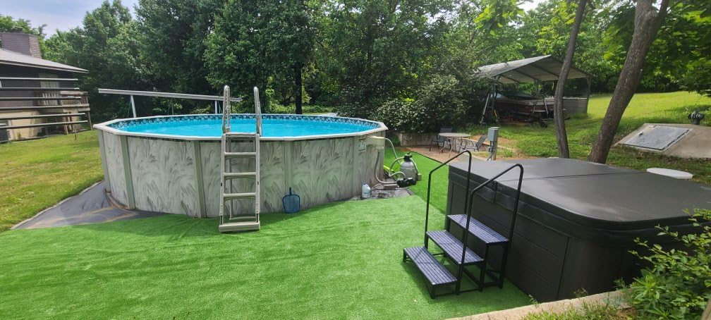 Destination Outdoor Hot Tub, 5-Person 59-Jet 80-Port 4-Pump Lounger Spa with Waterfall Arch and Bluetooth Stereo by Aqualife by Strong Spas customer photo 2