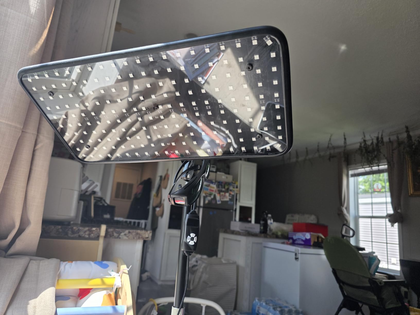 Red Light Therapy for Body and Face - 660nm 850nm 940nm Infrared Redlight Lamp with Large Panel and Stable Stand for Home Use (Large) customer photo 1