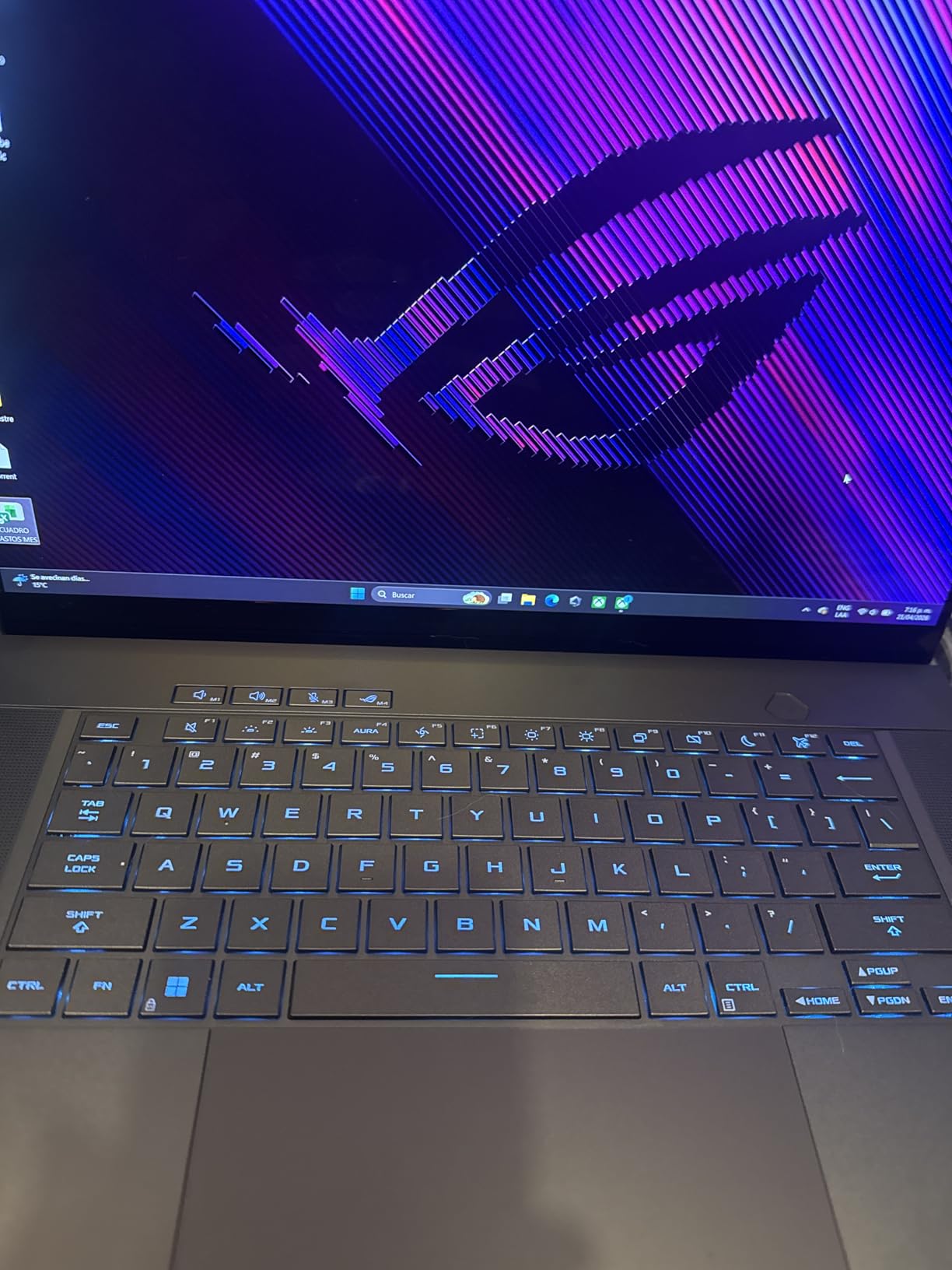 ASUS ROG Zephyrus 2024 16