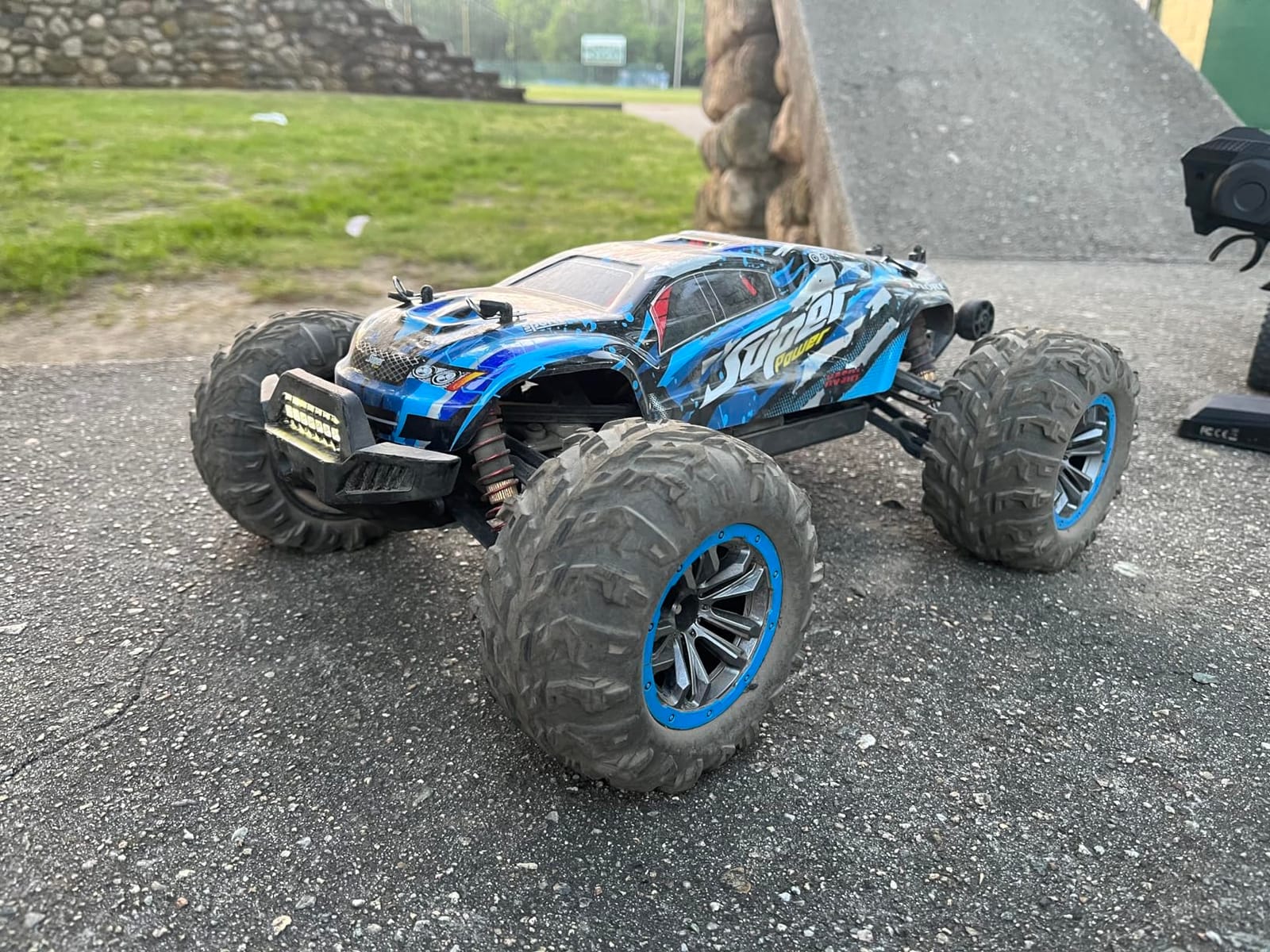 Hosim 1/10 Off Road RC Cars Fast 68KM/H, RTR Brushless RC Car for Adults | High Speed Monster Truck Hobby Remote Control Car, Waterproof RC Truck 4x4 All Terrain Buggy Toy Gift for Boys Age 8+ customer photo 1