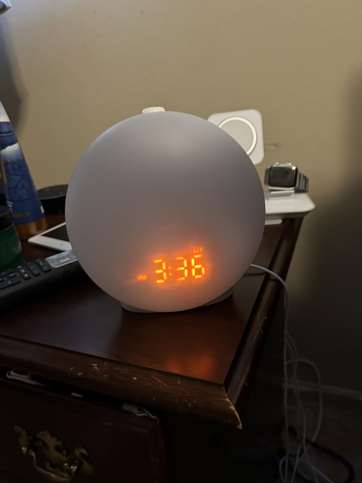 JALL Sunrise Alarm Clock White Noise Machine with 25 Nature Sleep Sounds, Fully Dimmable Clock for Bedrooms, Heavy Sleepers, 17 Light Modes, Bluetooth Speaker customer photo 1