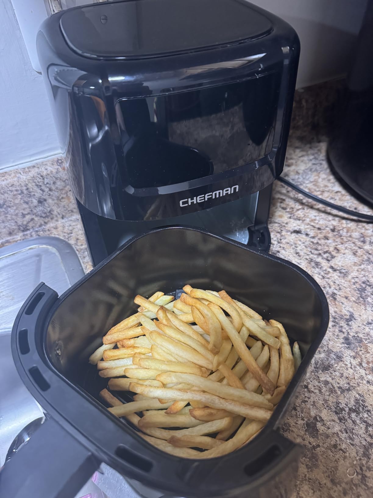CHEFMAN 2 Qt Mini Air Fryer – Digital Space-Saving Compact Air Fryer with Nonstick and Dishwasher Safe Basket, Quick & Easy Meals in Minutes, Features Digital Timer and Shake Reminder – Black customer photo 2