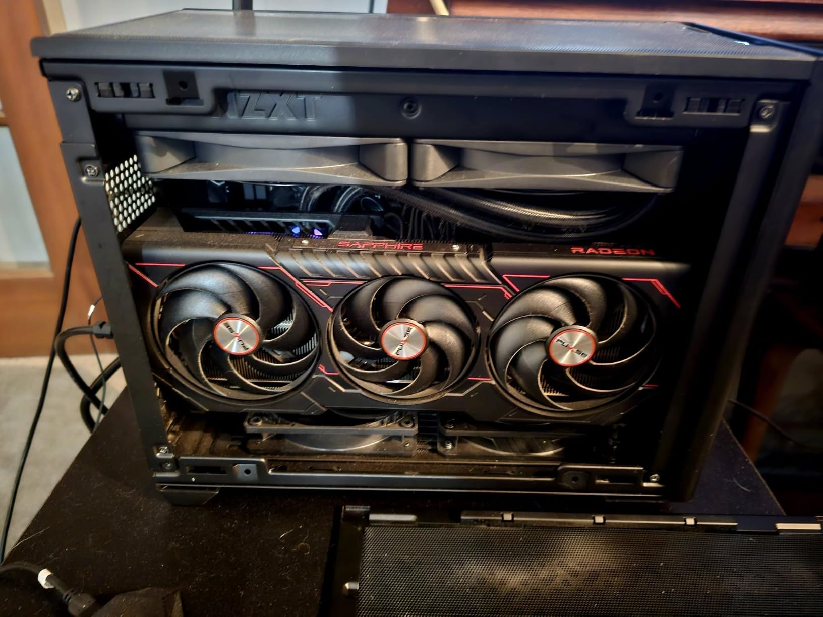 ASUS ROG STRIX X870-I GAMING WIFI AMD AM5 X870 Mini ITX motherboard 10+2+1 power stages, Dynamic OC Switcher, Core Flex, DDR5 AEMP, WiFi7, 2x M.2, PCIe®5.0, Q-Release Slim, USB4, AI OCing & Networking customer photo 2
