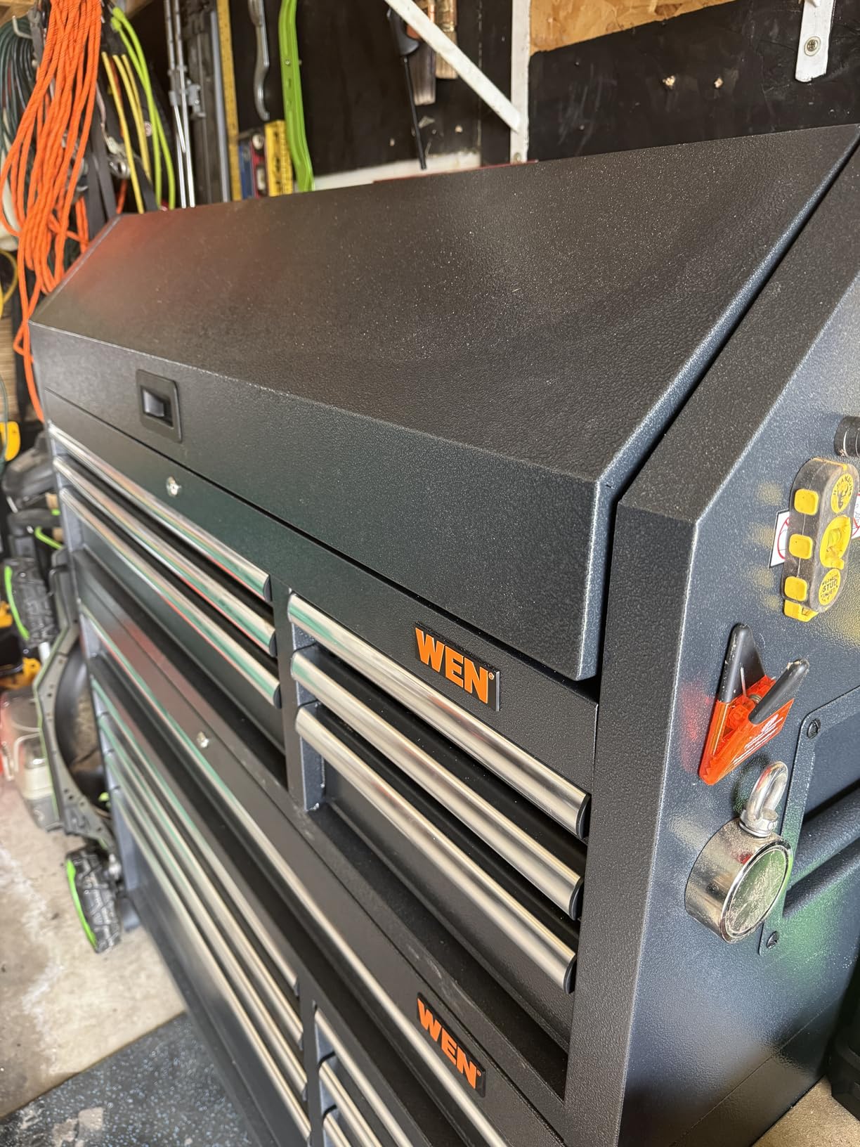 WEN 52-Inch Premium Rolling Tool Cabinet, Black, Heavy Duty 21-Gauge Powder-Coated Steel Construction (GG532B) customer photo 1