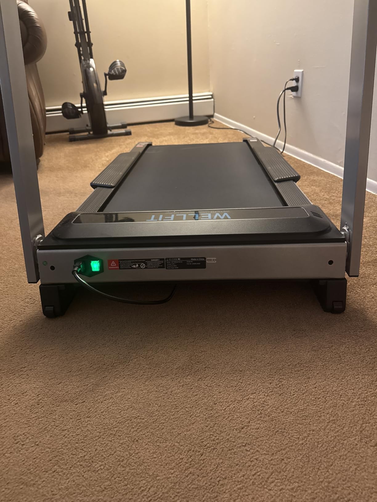 WELLFIT Home Treadmill, 2 Level Incline Heavyduty Treadmill with Pulse Sensor, 4.0 HP, 10 MPH, 450 lbs Capacity, 20'' x 45'' Running Area Treadmills with Bluetooth Player & LED Display customer photo 2