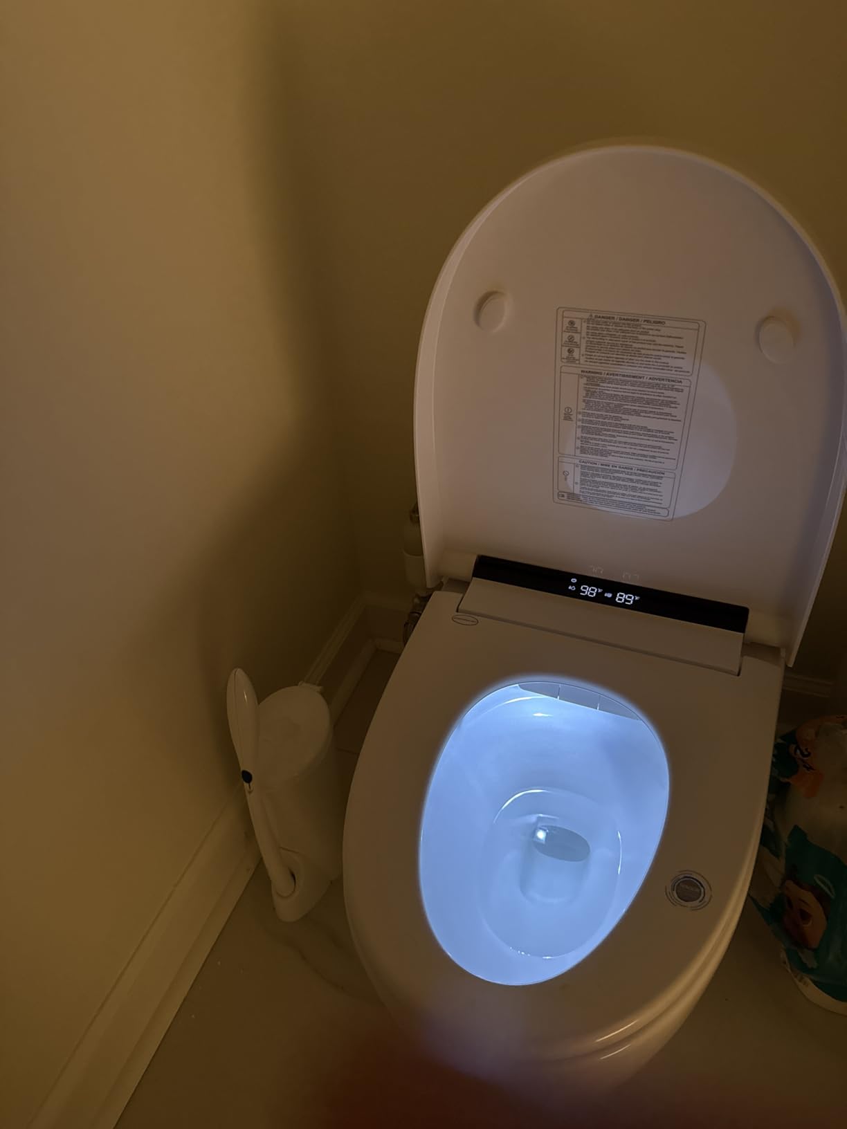 DeerValley Luxury Smart Toilet with Bidet Built in Bubble Wash, Auto Open/Close Lid Water Filter Instant Heated Seat Dryer, Soft-Close Modern Japanese One-Piece Toilet with Night Light for Bathrooms customer photo 1