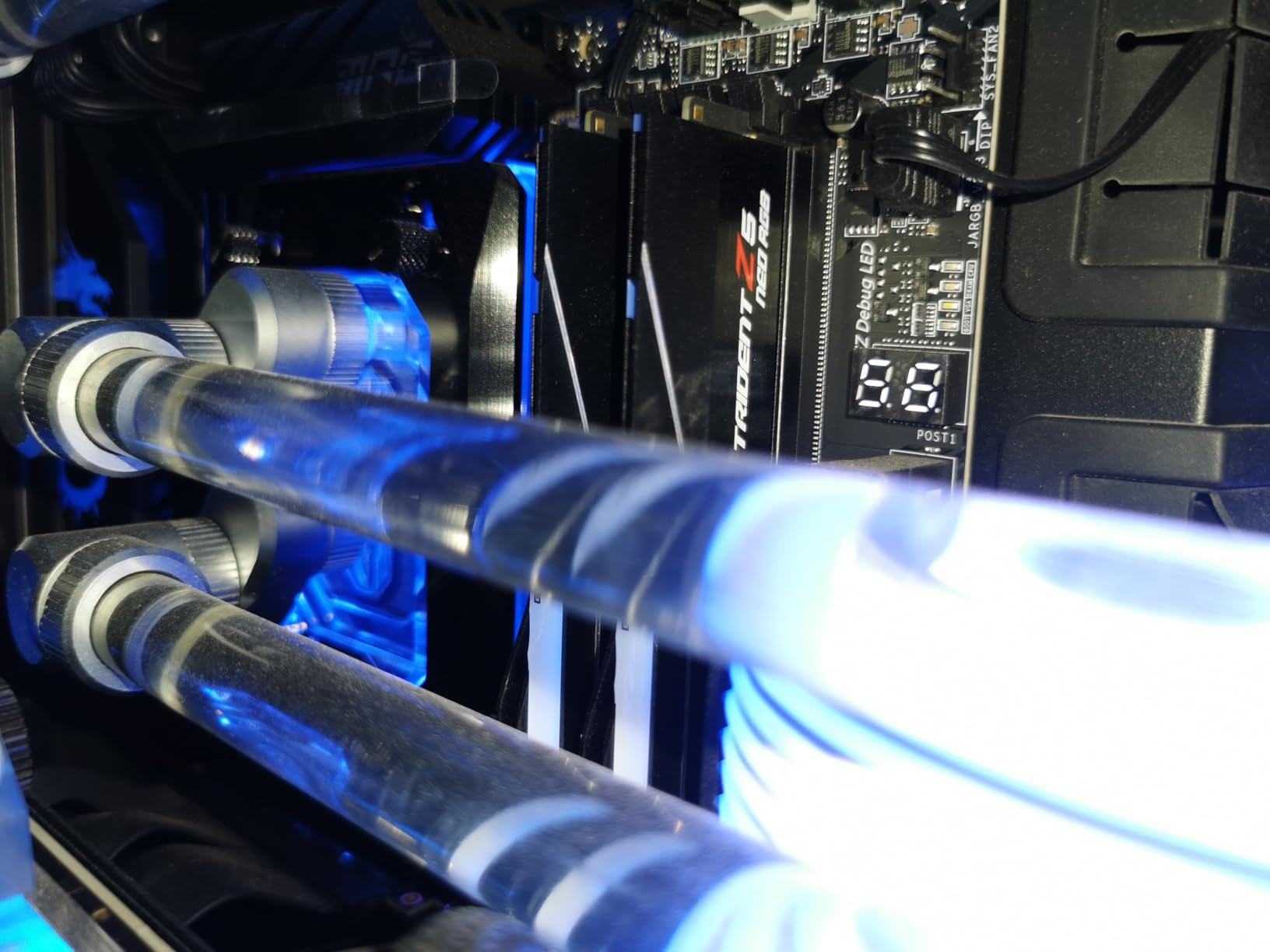 G.SKILL Trident Z5 CK RGB Series DDR5 RAM (Intel XMP 3.0) 48GB (2x24GB) 8200MT/s CL40-52-52-131 1.40V Desktop Computer Memory CU-DIMM - Mirror Black (F5-8200C4052G24GX2-TZ5CRK) customer photo 1