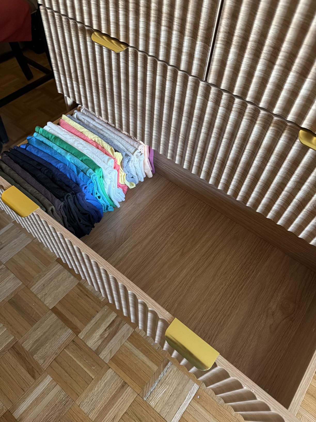 Fluted Dresser for Bedroom with 9 Drawers, 57