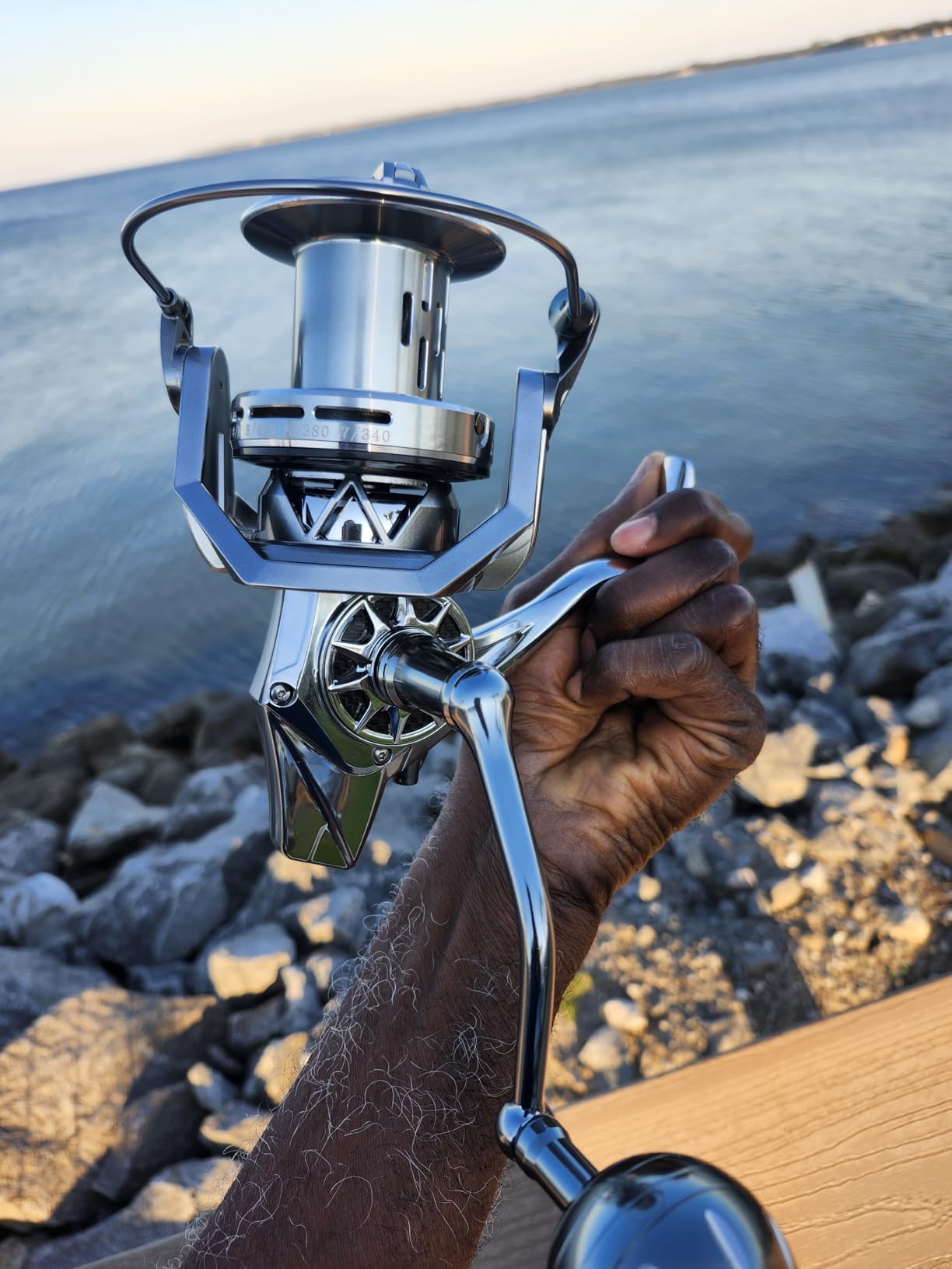 GARRET Spinning Reel 8000/10000/12000 Aluminum Frame Surf Fishing Reel, Carbon Fiber 55LB Power Drag customer photo 2