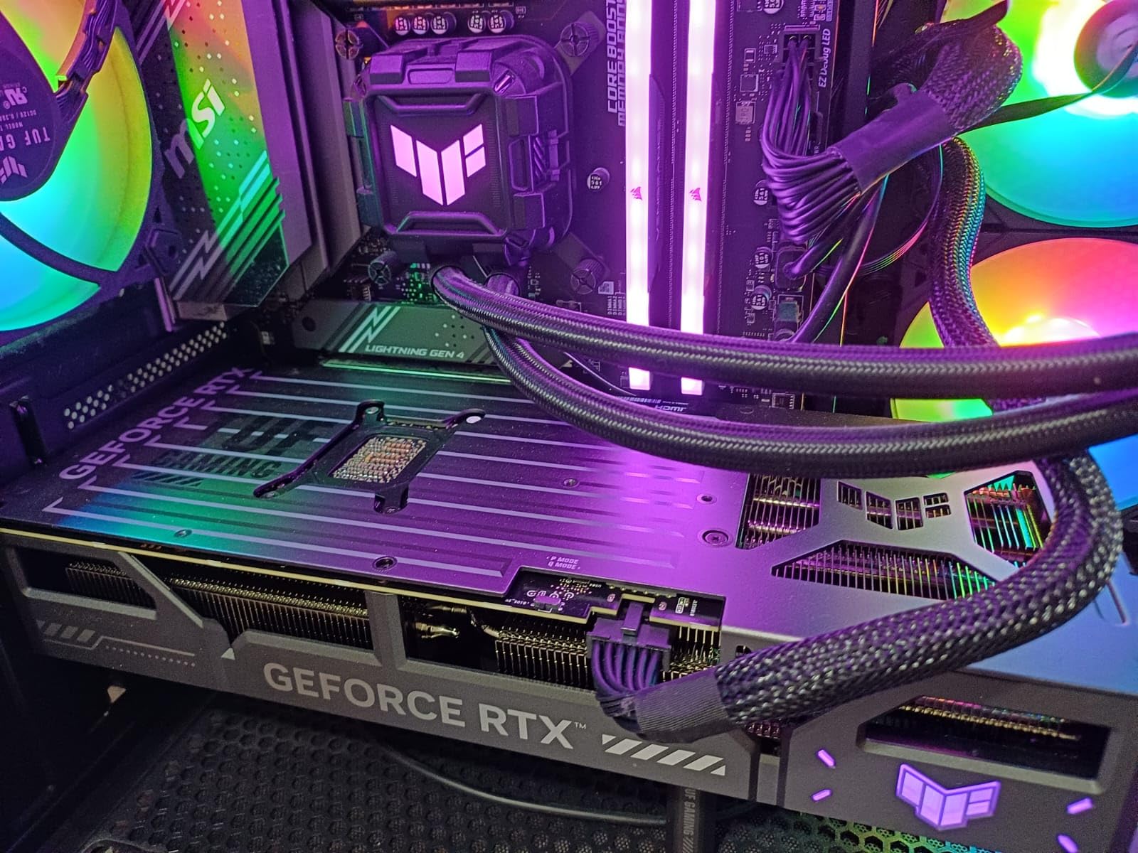 ASUS TUF Gaming NVIDIA GeForce RTX 5070 12GB GDDR7 OC Edition Graphics Card, (PCIe 5.0, HDMI/DP 2.1, 3.125-Slot, Military-Grade Components, Protective PCB Coating, Axial-tech Fans), 3 Year Warranty customer photo 1