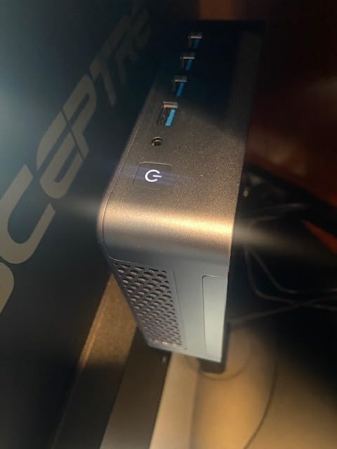 GEEKOM AX8 Max Silent Mini PC, Ryzen 7 8745HS, DDR5 16GB 1TB SSD | Radeon 780M, USB4.0(40Gbps), Dual 2.5GbE Lan, 8K Quad Display, SD Card Slot Idea Office/Multitasking/NAS customer photo 1