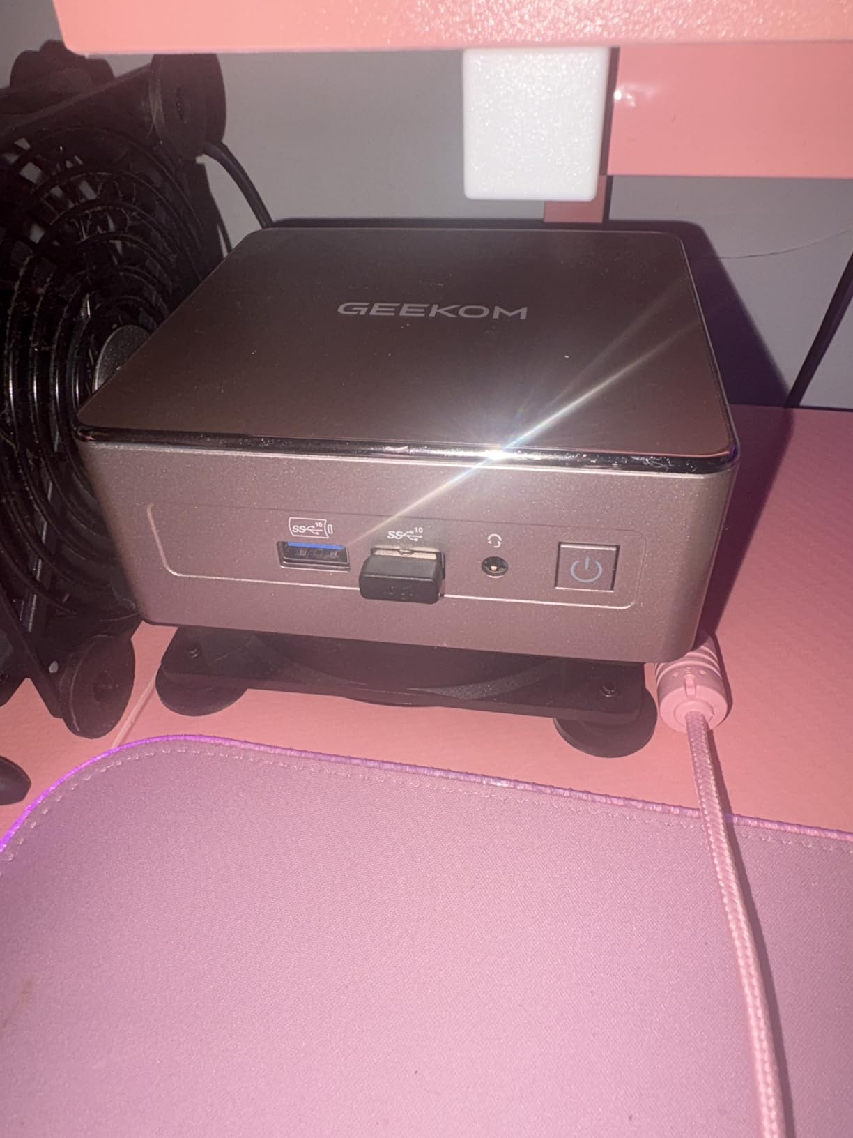 GEEKOM AX8 Max Silent Mini PC, Ryzen 7 8745HS, DDR5 16GB 1TB SSD | Radeon 780M, USB4.0(40Gbps), Dual 2.5GbE Lan, 8K Quad Display, SD Card Slot Idea Office/Multitasking/NAS customer photo 2