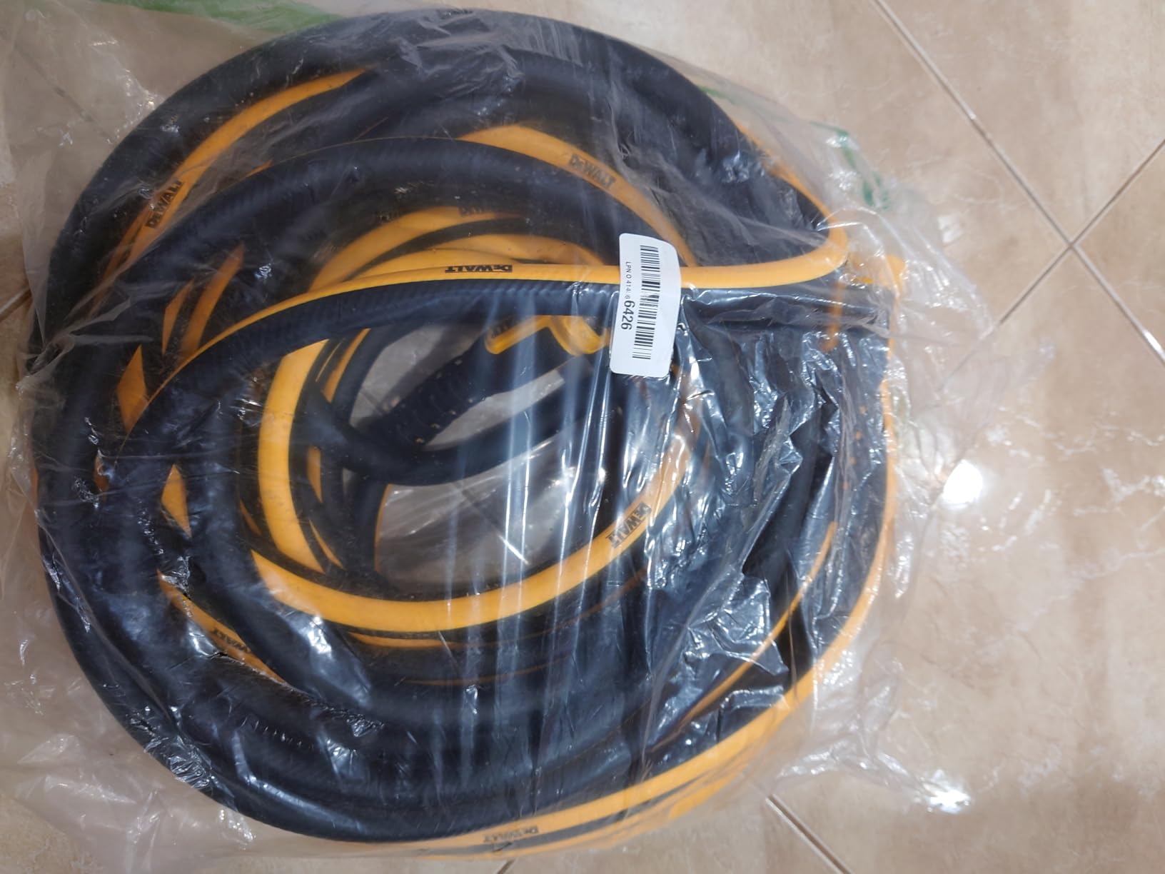 DEWALT Professional Grade Heavy Duty Garden Hose 100 Feet x 5/8 Inch customer photo 2