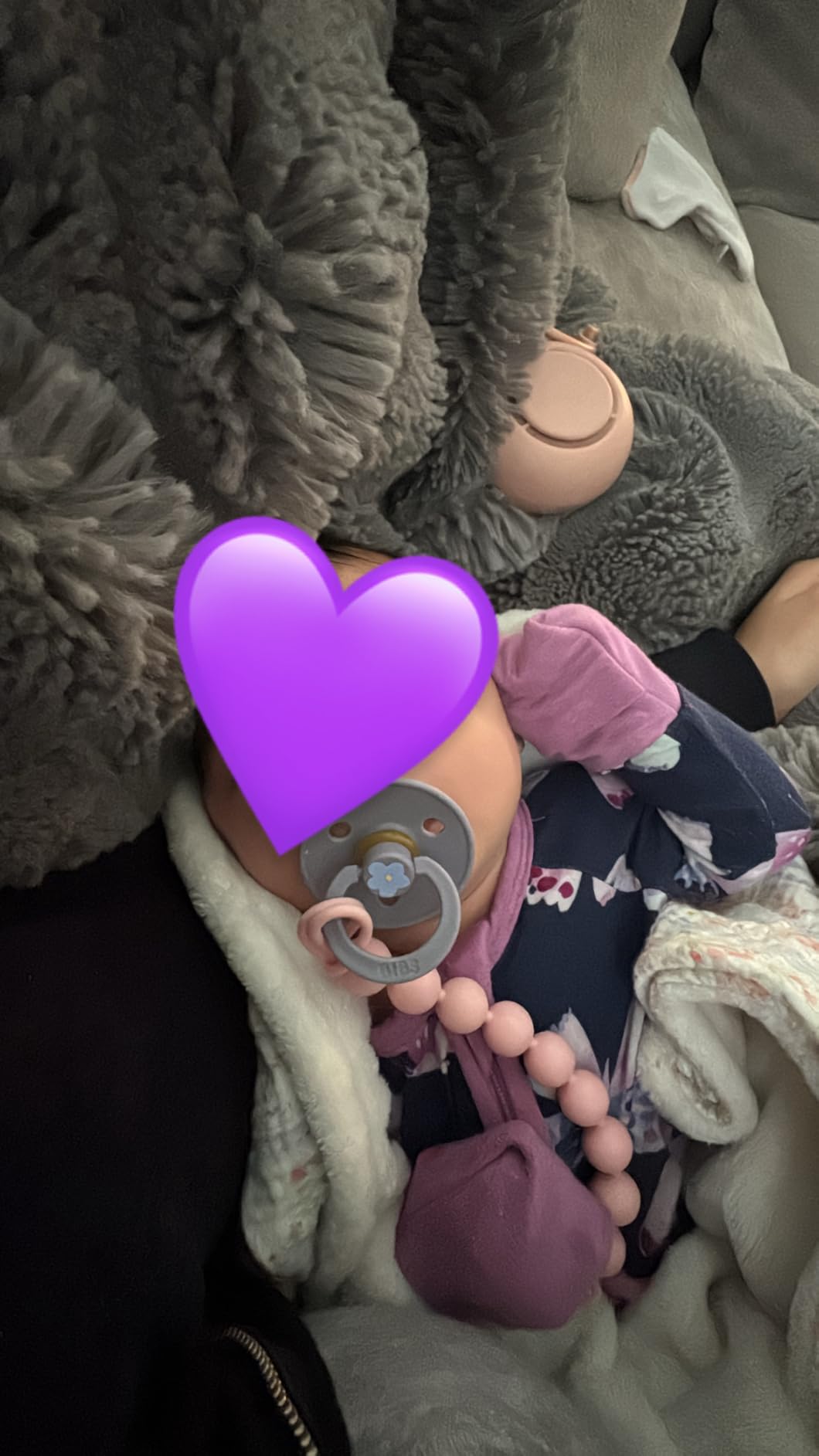 Portable Baby Sound Machine [White Noise for Babies Kids Adults][Timer Function][20 Soothing Sounds][Sleep Soother] 15 Hours Battery Life, Travel,Registry,Gifts,Shower,Clips on Baby Stroller customer photo 1