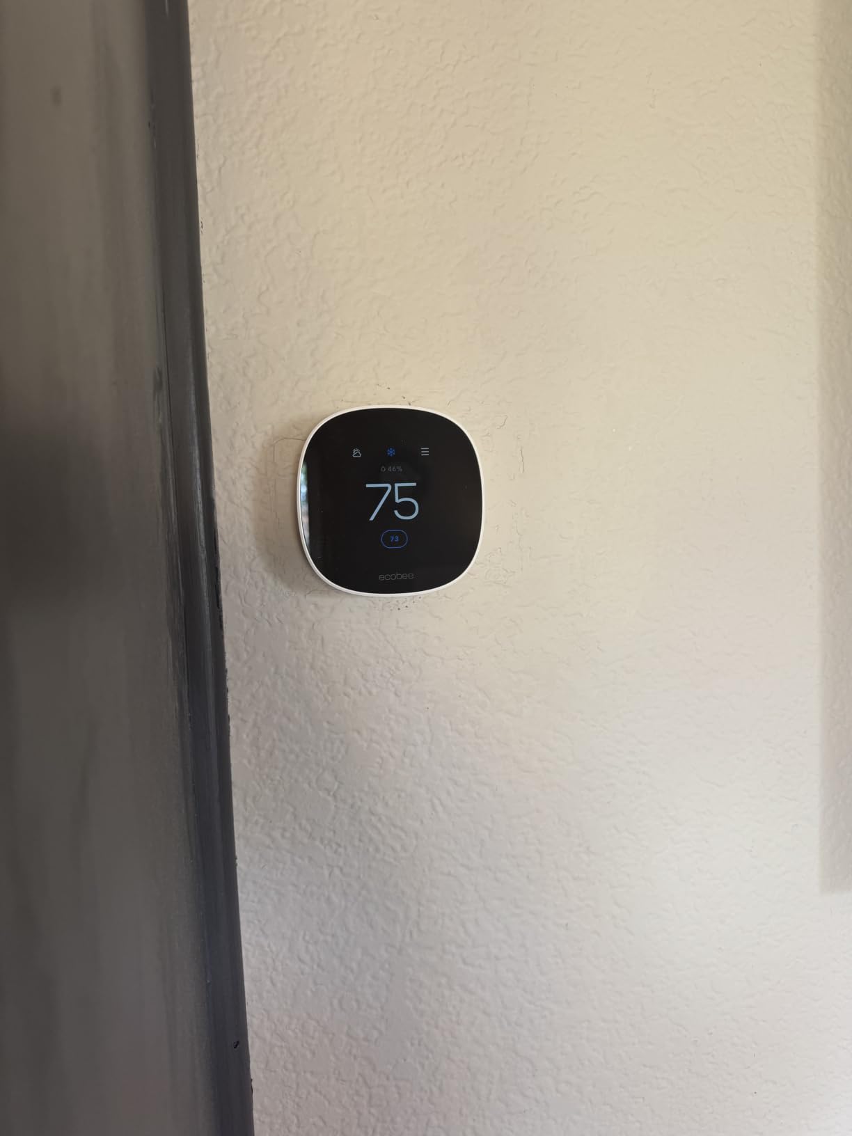 ecobee Smart Thermostat Essential - Energy Star Certified programmable Wi-Fi Thermostat - Works with Siri, Alexa, and Google Assistant customer photo 1
