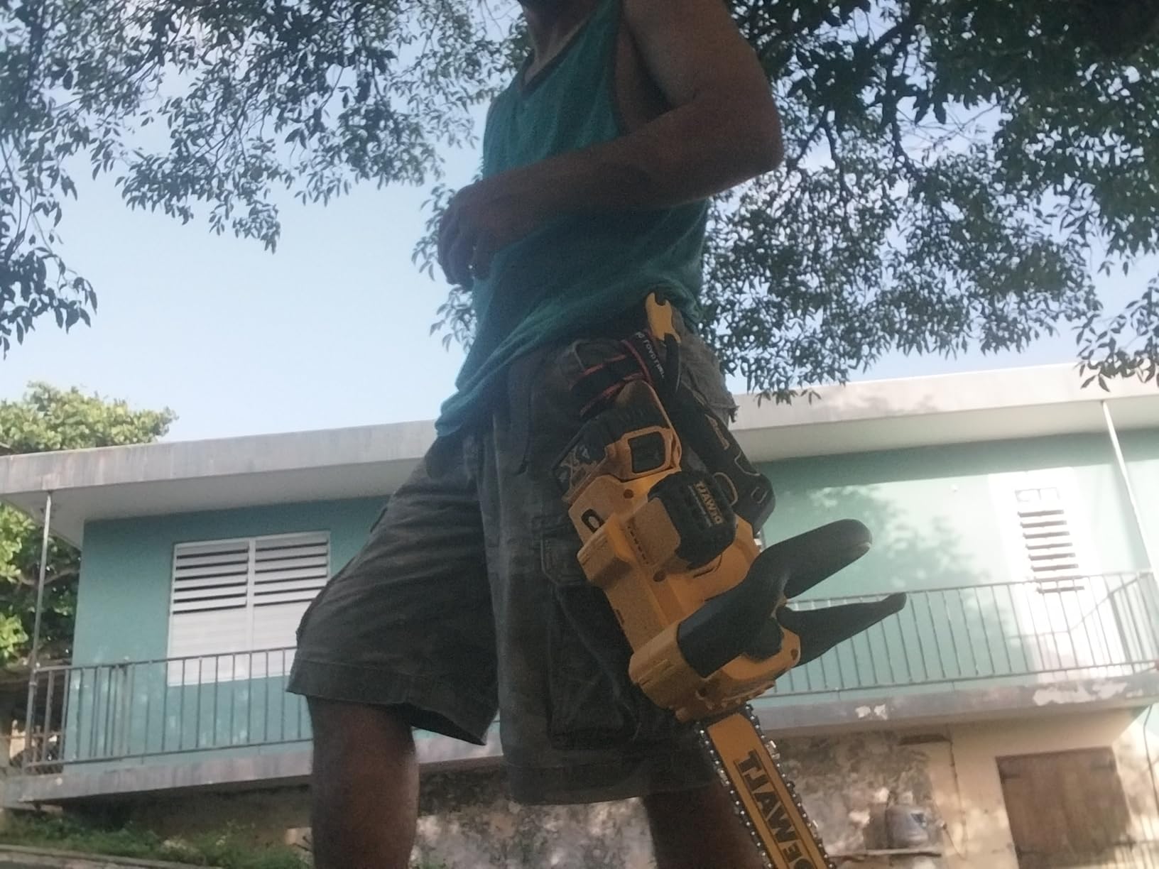 DEWALT 20V MAX 12 in. Cordless Chainsaw, Bare Tool Only (DCCS621B) customer photo 2