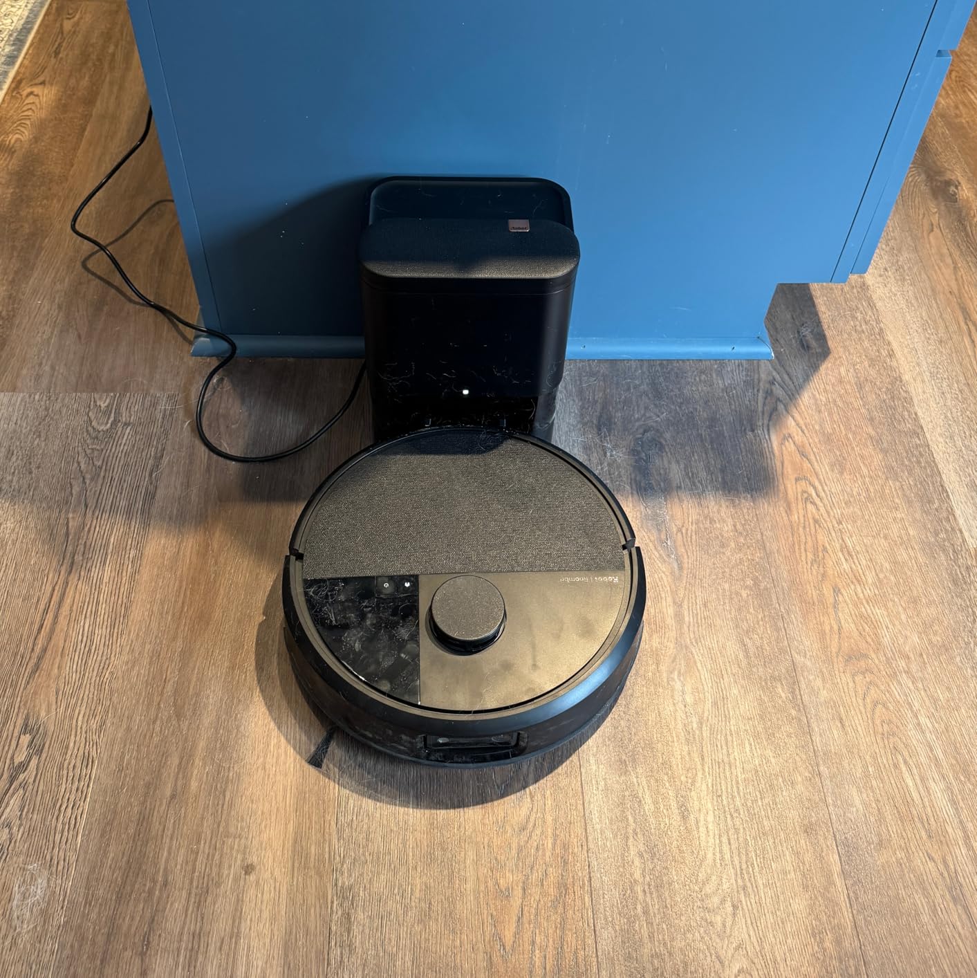 iRobot Roomba Max 705 Robot Vacuum with AutoEmpty Dock, Powerful Suction, Dual Rubber Anti-Tangle Brushes, LiDAR Navigation, Obstacle & Anti-Fall Detection, for Carpet and Hard Floors customer photo 1