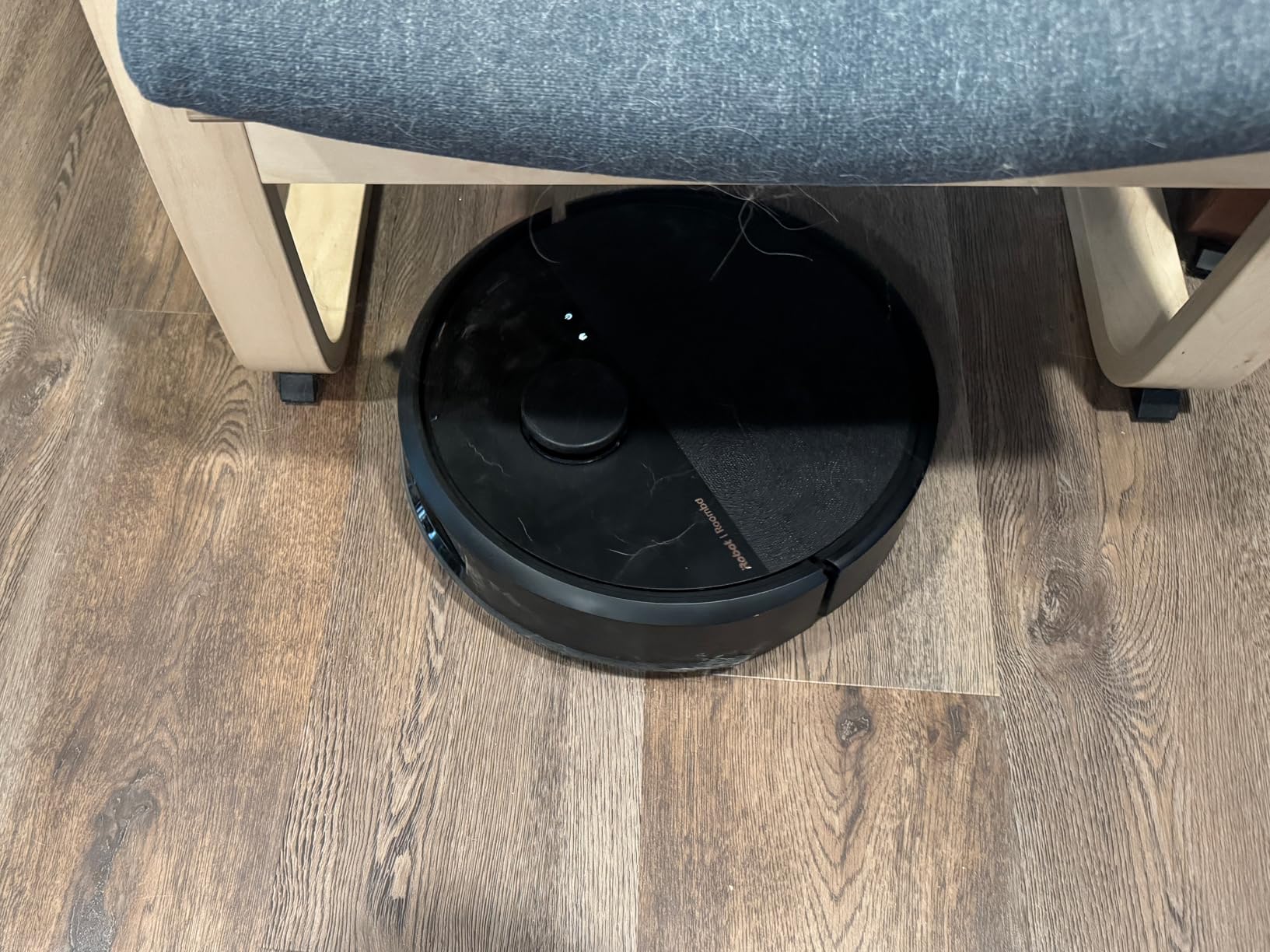 iRobot Roomba Max 705 Robot Vacuum with AutoEmpty Dock, Powerful Suction, Dual Rubber Anti-Tangle Brushes, LiDAR Navigation, Obstacle & Anti-Fall Detection, for Carpet and Hard Floors customer photo 2