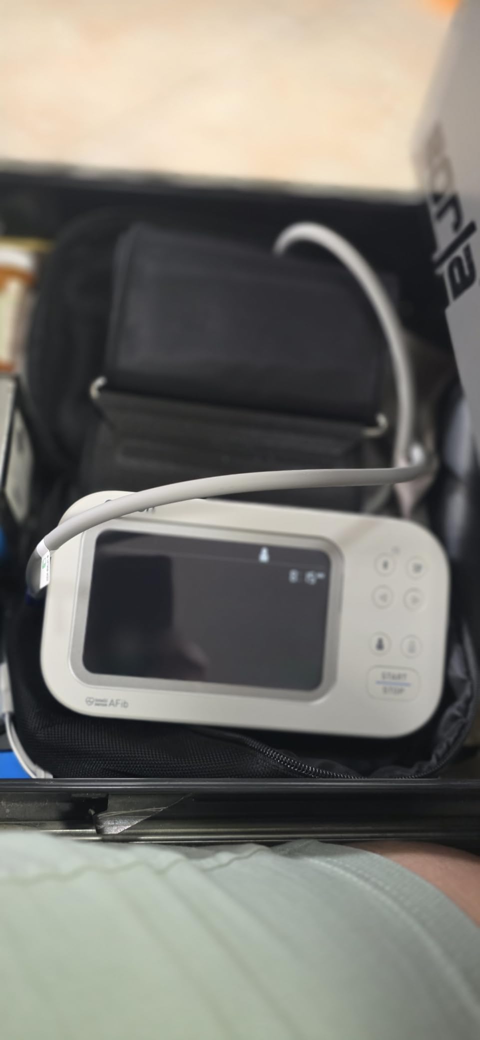 OMRON Platinum Blood Pressure Monitor & Upper Arm Blood Pressure Cuff | For Home Use - #1 Doctor & Pharmacist Recommended Brand - Clinically Validated - AFib Detection - Connect App customer photo 1