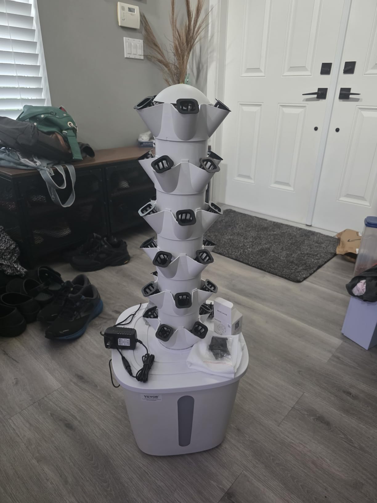 VEVOR Hydroponic Growing System, 30 Pods Vertical 6 Tiers Hydroponic Tower, Home Hydronic Garden with Water Pump & Timer, Water Circulation Plants Germination Kit for Indoor Herbs Fruits & Vegetables customer photo 1