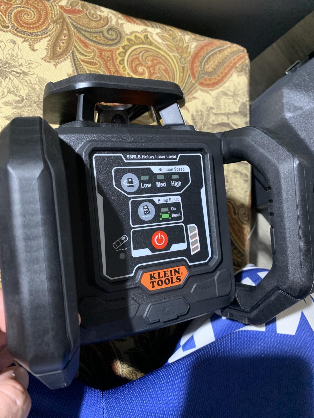 Klein Tools 93RLS Green Self-Leveling Rotary Laser Level Kit, Horizontal/Vertical with Plumb Spot, 1150-Foot Range customer photo 2