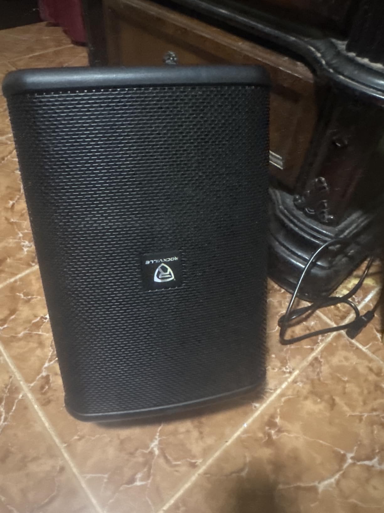 Rockville TITAN ONE PRO 600W 8