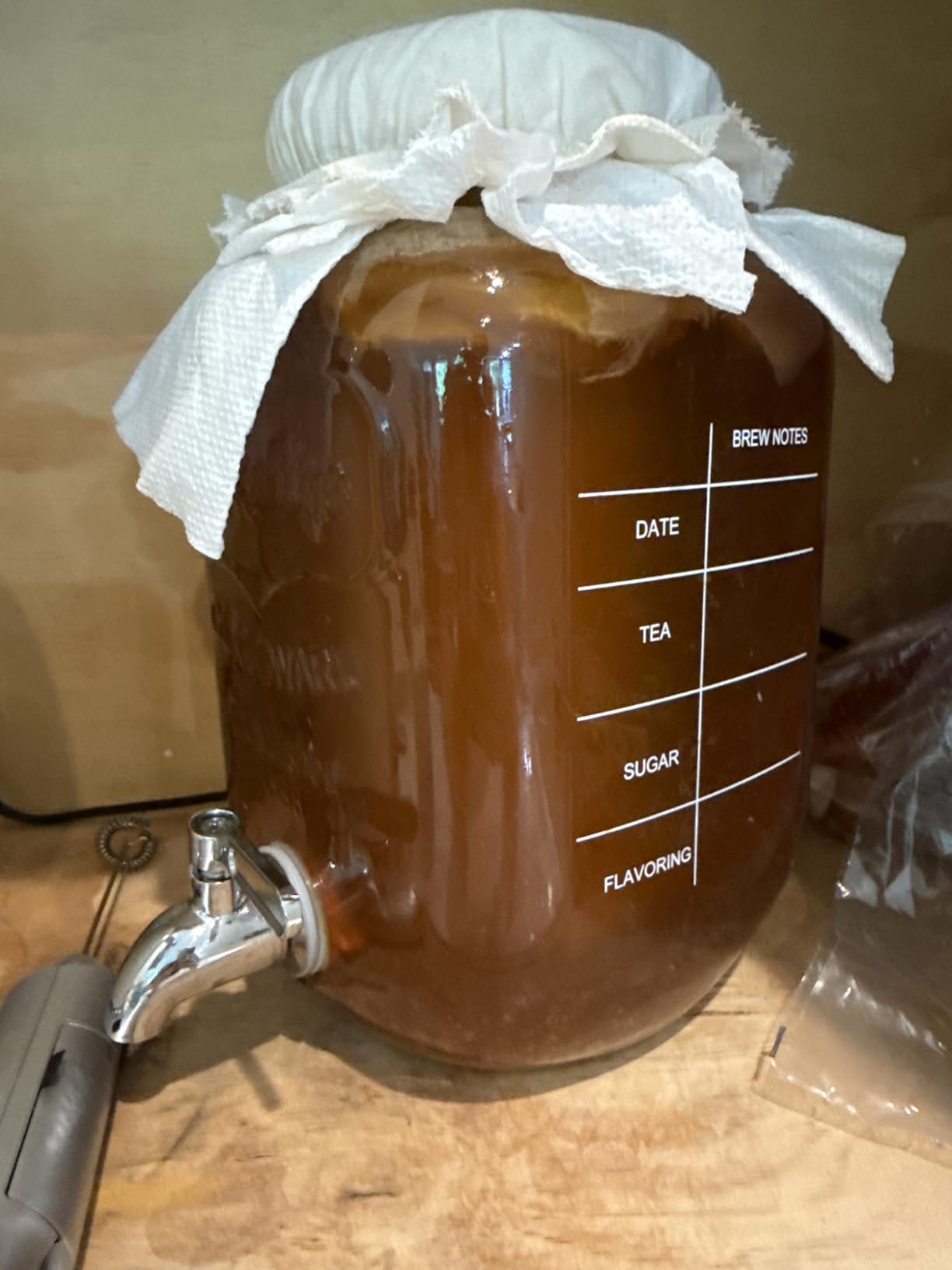 1 Gallon Kombucha Starter Kit, Glass Kombucha Jar with Spigot and Stainless Steel Mesh Filter Fermentation Kit for Home Brewed Kombucha Bottles, Includes Test Strips, Measuring Cups, Cloth Top customer photo 1