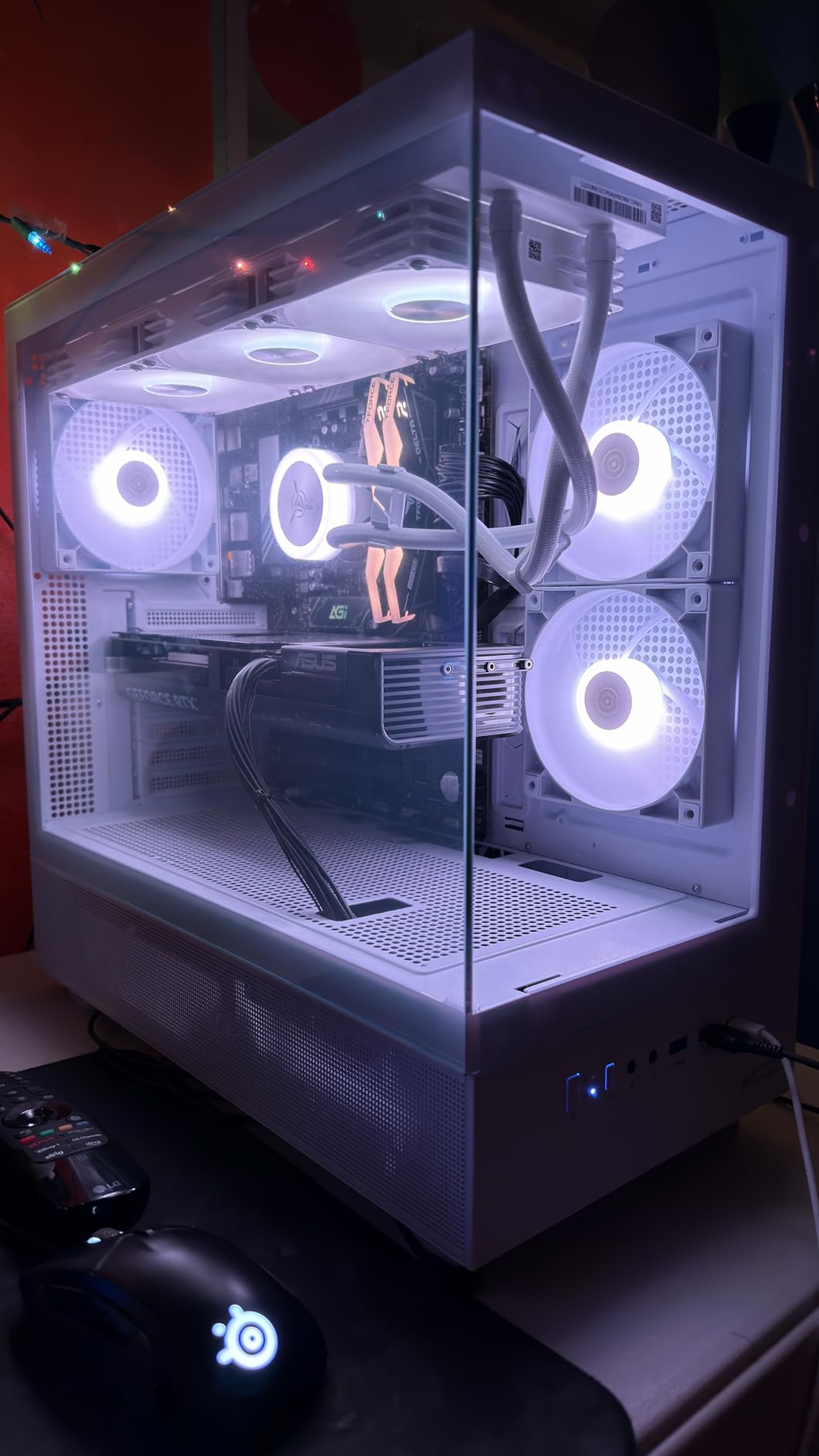 Skytech Gaming Azure 3 Gaming PC, AMD Ryzen 7 9800X3D 4.7GHz, NVIDIA RTX 5080 16GB VRAM, 2TB NVMe SSD, 32GB DDR5 RAM 6000, 850W Gold ATX 3 PSU, 360 ARGB AIO, Wi-Fi 5, Windows 11, Desktop customer photo 2
