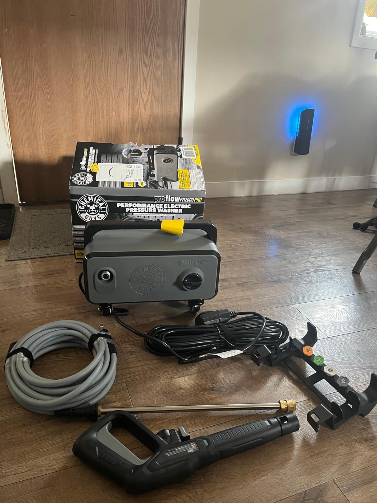 Chemical Guys, PM2000 PRO Electric Pressure Washer, 2030 PSI, 25 ft Hose | For car wash and home, 2030 PSI 1.77 GPM, 14.5 amp electric pressure washer for home use customer photo 2