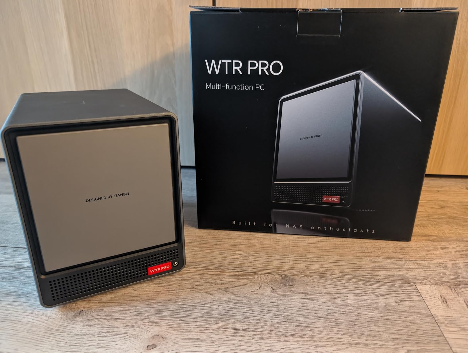 AOOSTAR WTR PRO AMD R7 5825U 4+2 Bays Desktop NAS Without RAM/SSD/OS, with 2*M.2 Slots, 2*2.5GB LAN, Supports 3-Screen 4K Display Home Server/Mini Home Lab customer photo 1